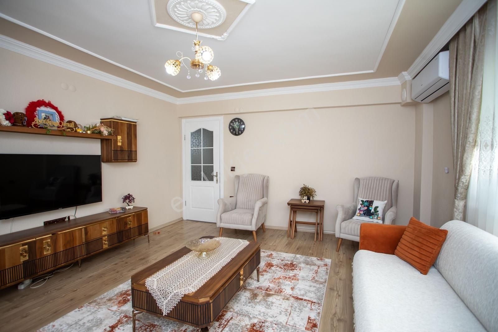 Foça Hacıveli Mah. Satılık Müstakil Bahçeli Bina - Görsel 14