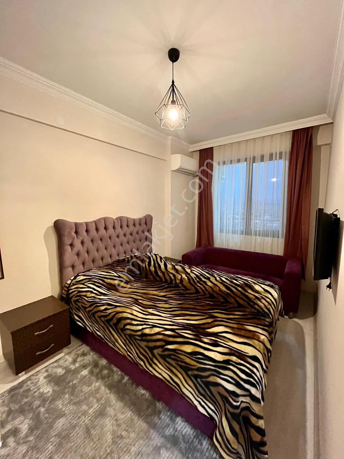 Foça Kazım Dirik Mah. Kiralık Eşyalı Teraslı Daire - Görsel 12