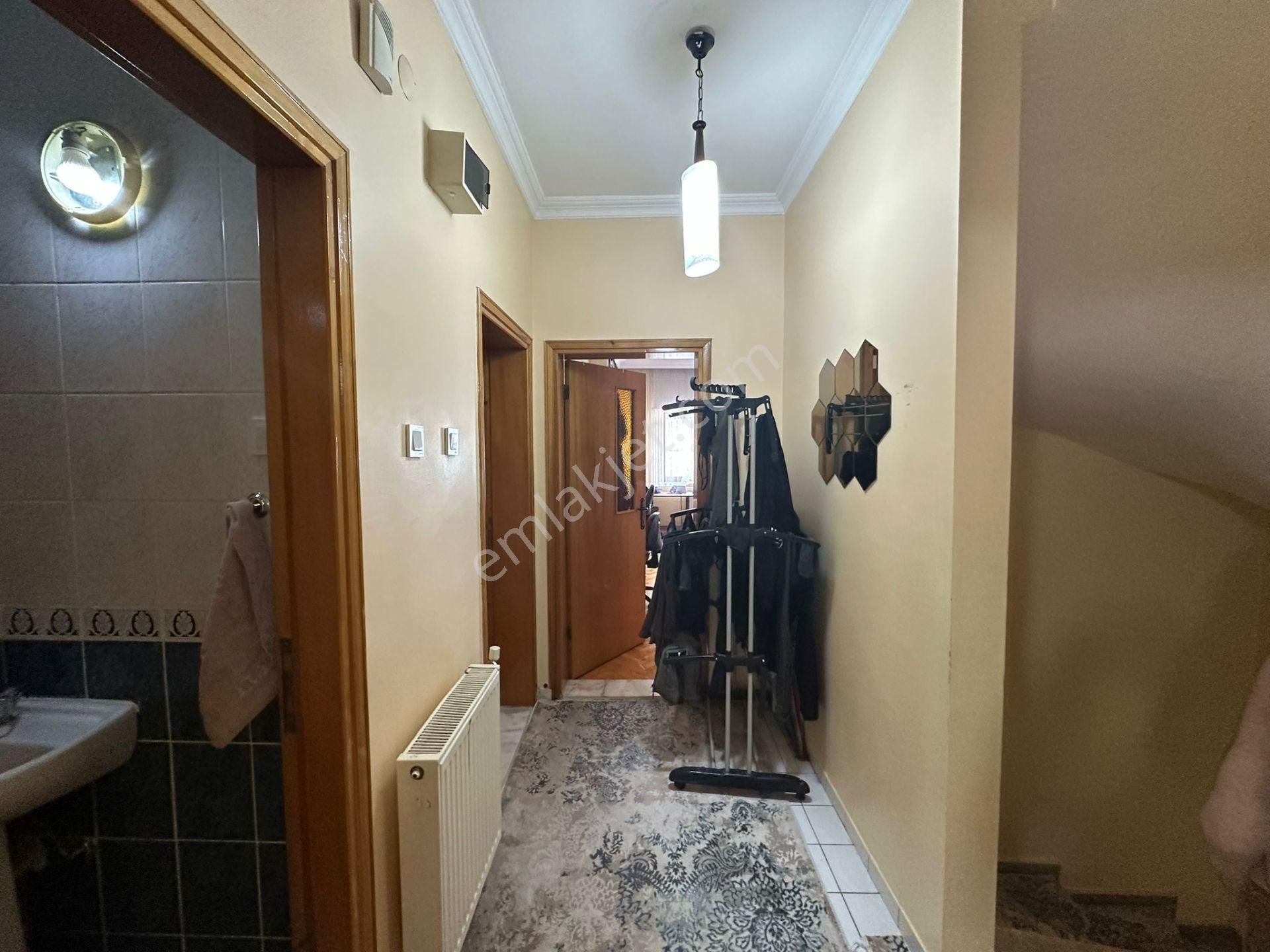 Aktel Gayrimenkulden Erenköyde Satılık Triplex - Görsel 32