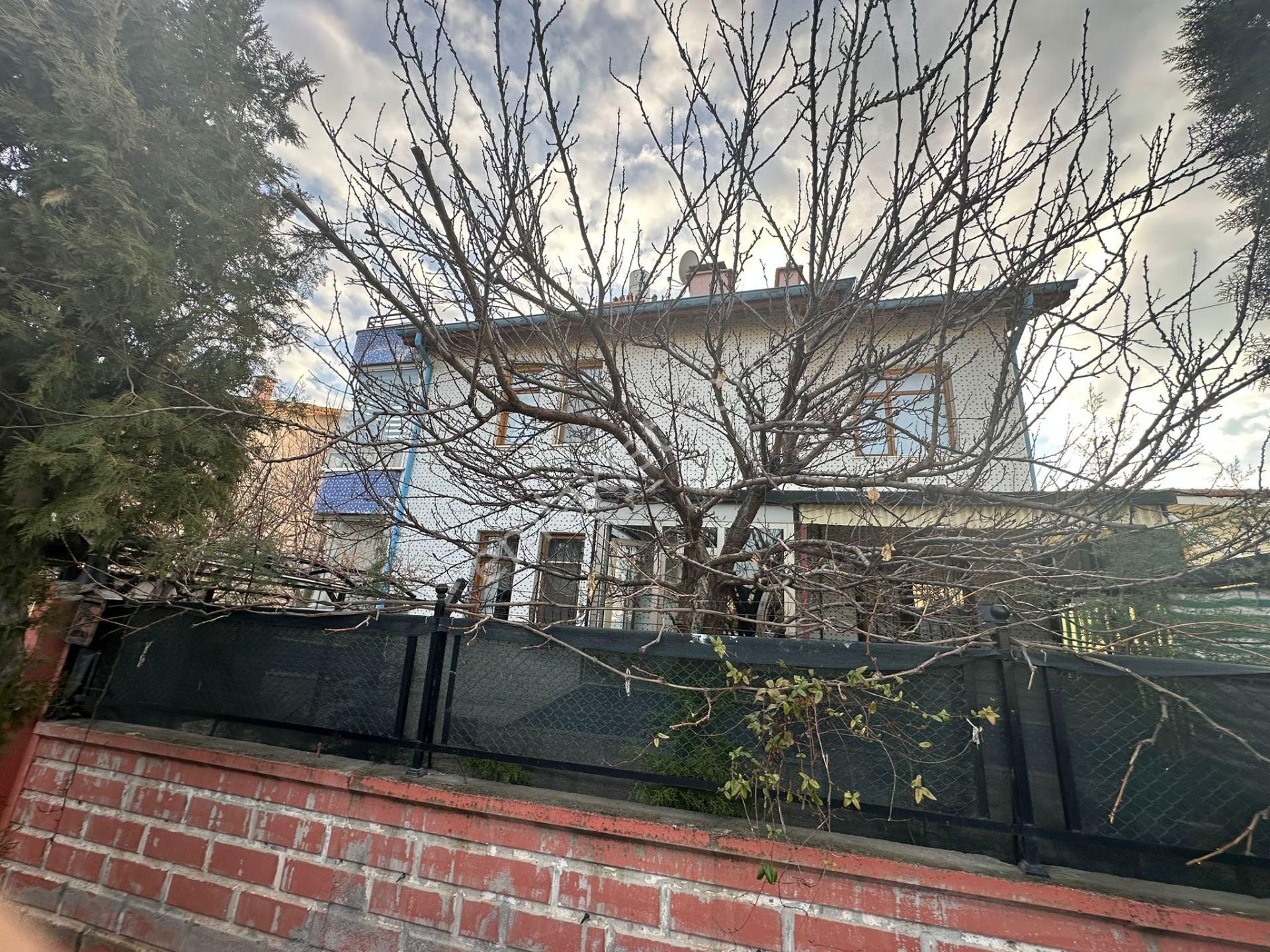 Aktel Gayrimenkulden Erenköyde Satılık Triplex - Görsel 3