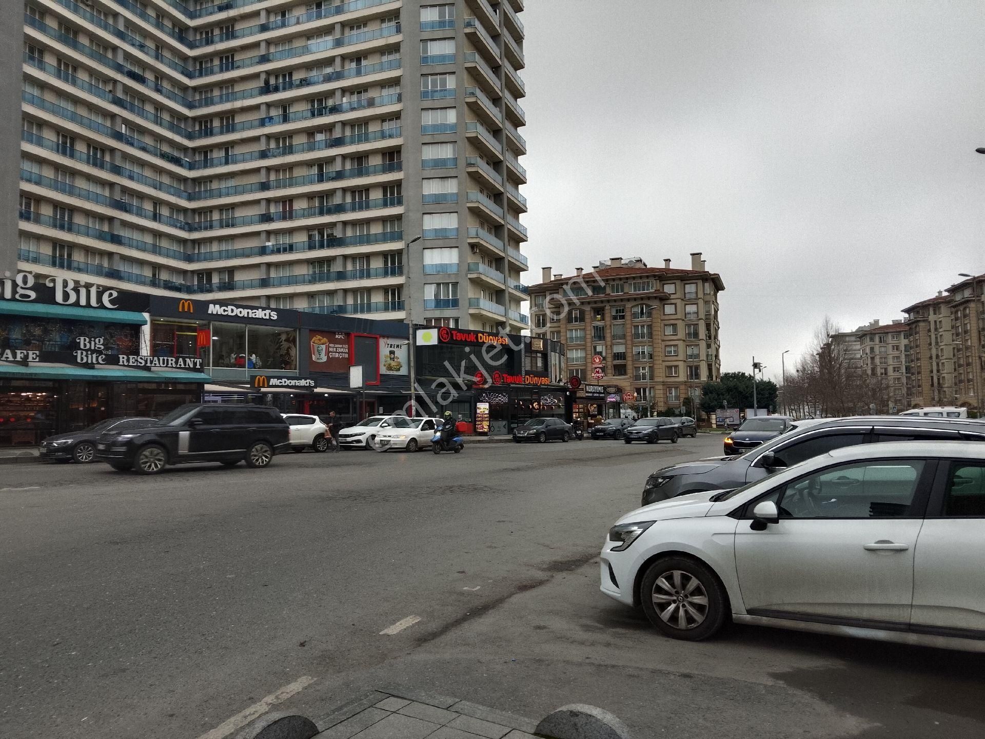 Beylıkduzu Full Lux Esyalı 1+1 Metrobuse 2 Dakıka - 28.000 - Görsel 17