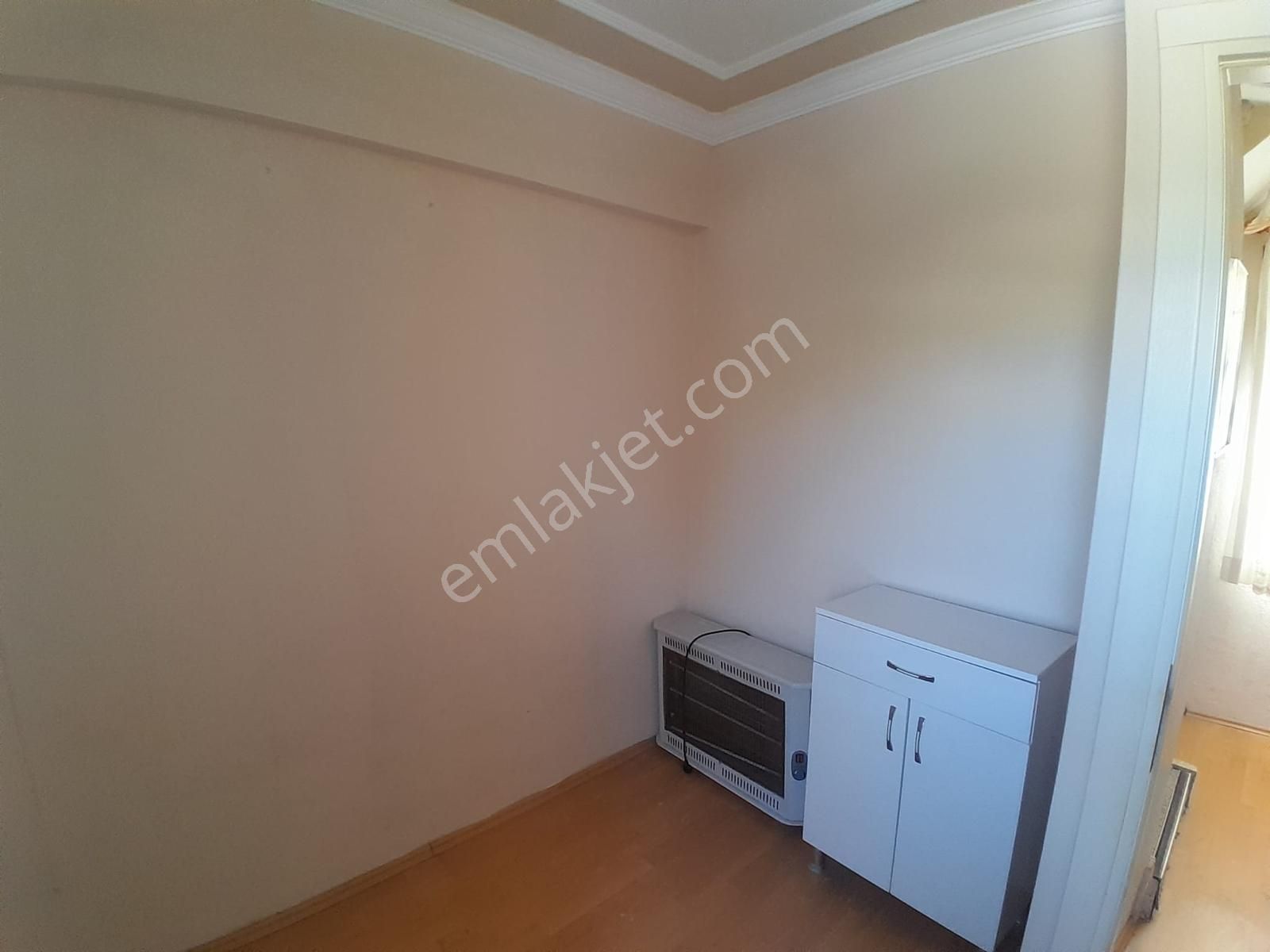 Eski Foça Atatürk Mahallesinde Kiralık 3+1 Tripleks - Görsel 6