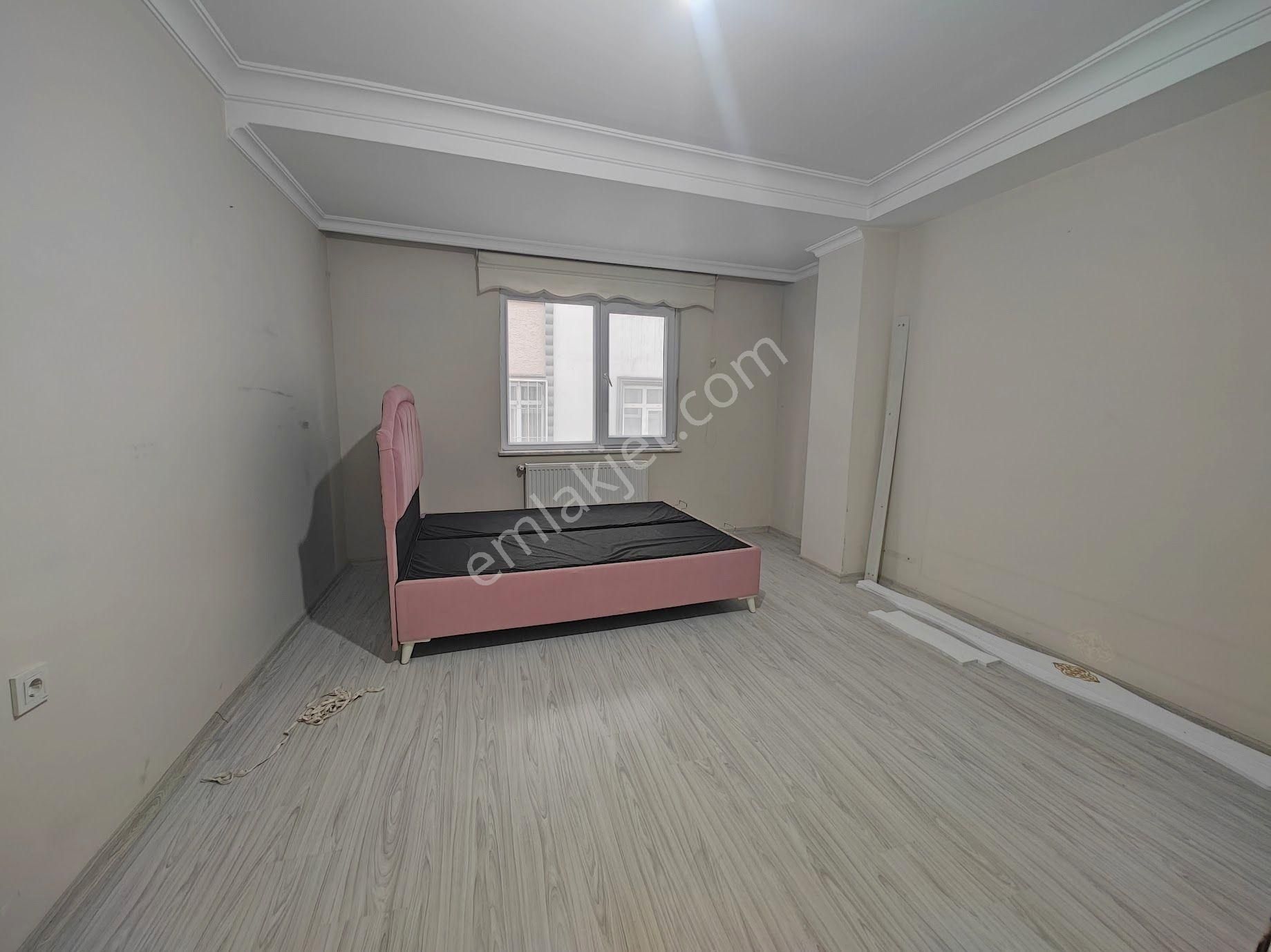Yıldız Emlaktan Metro E5 Yakını Otoparklı 90m2 2+1 Kiralık Daire - Görsel 19