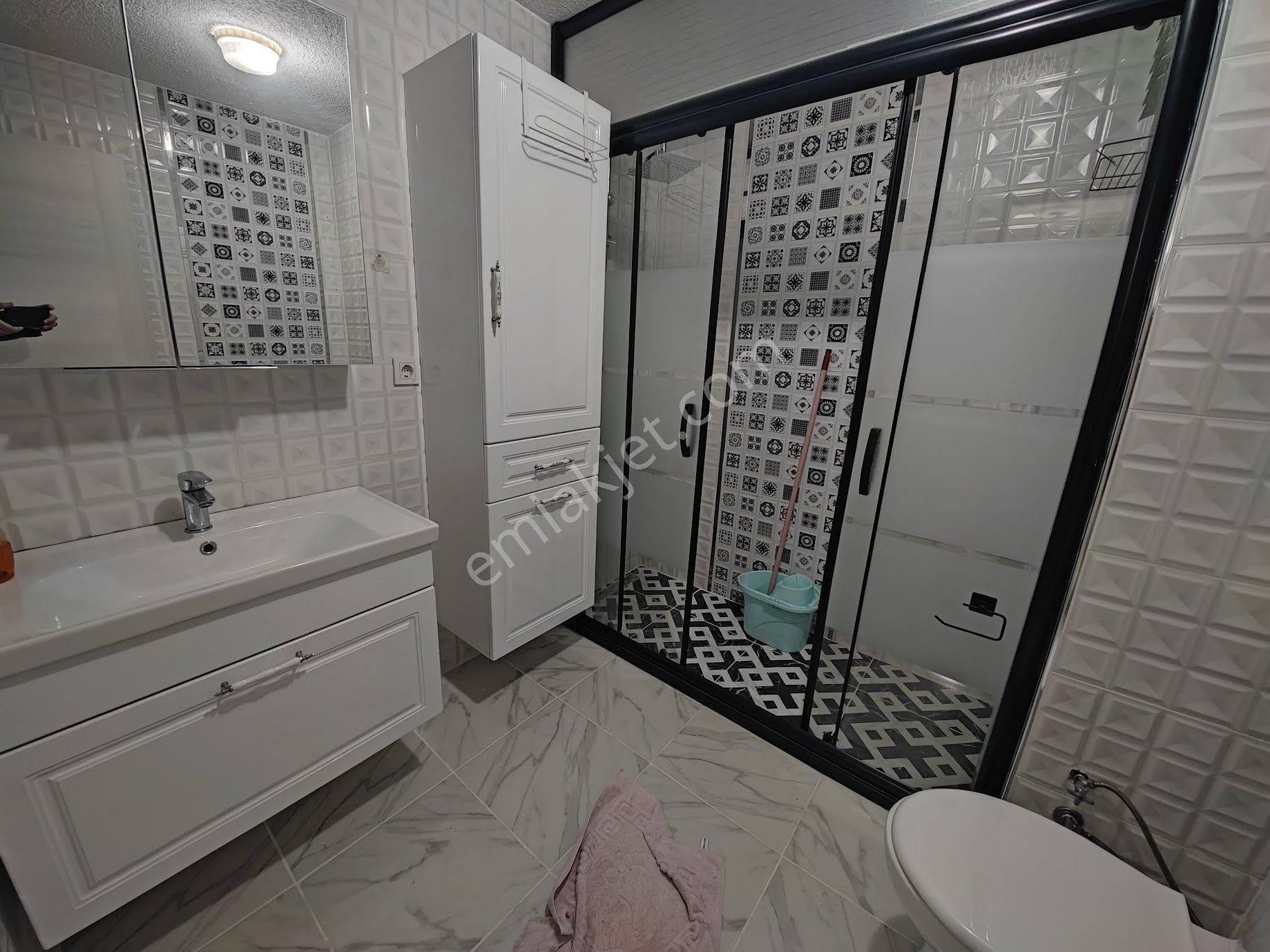 Yıldız Emlaktan Metro E5 Yakını Otoparklı 90m2 2+1 Kiralık Daire - Görsel 20