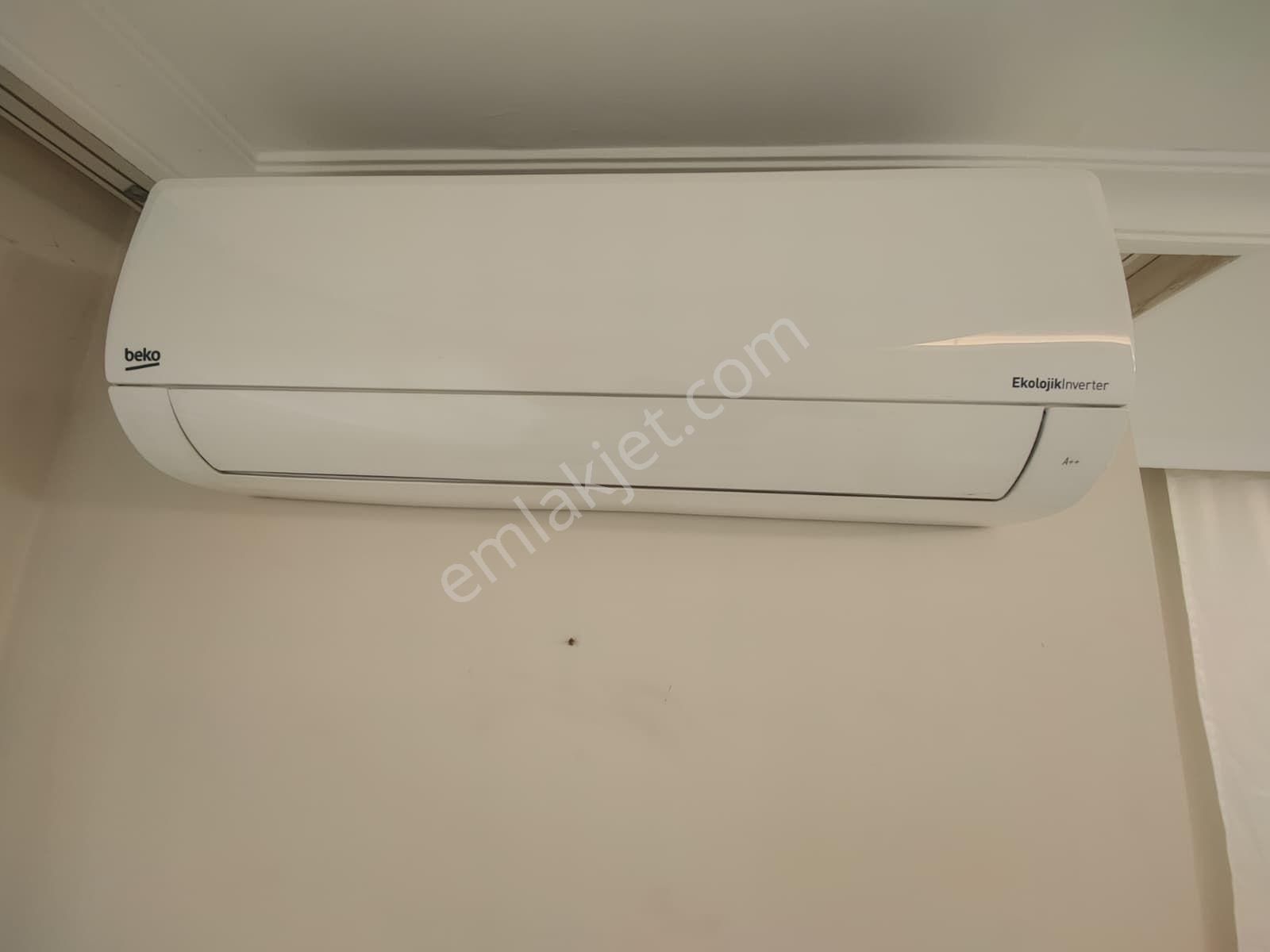 Yıldız Emlaktan Metro E5 Yakını Otoparklı 90m2 2+1 Kiralık Daire - Görsel 14