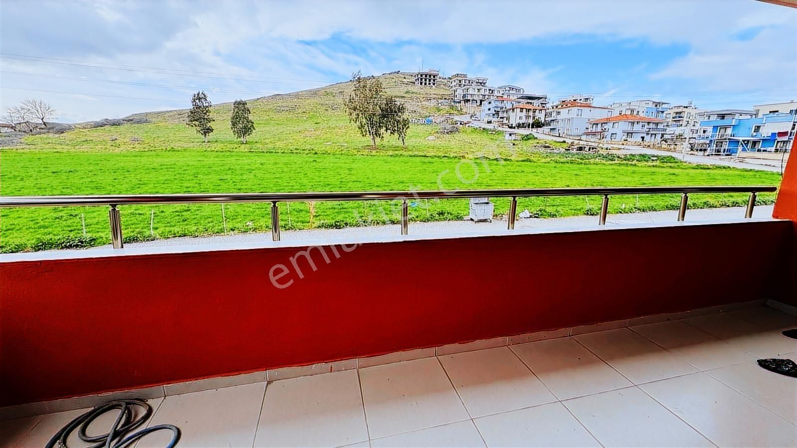 Foça Kazım Dirik Mah. Eşyalı Kiralık 3+1 Kapalı Mutfaklı Daire - Görsel 9