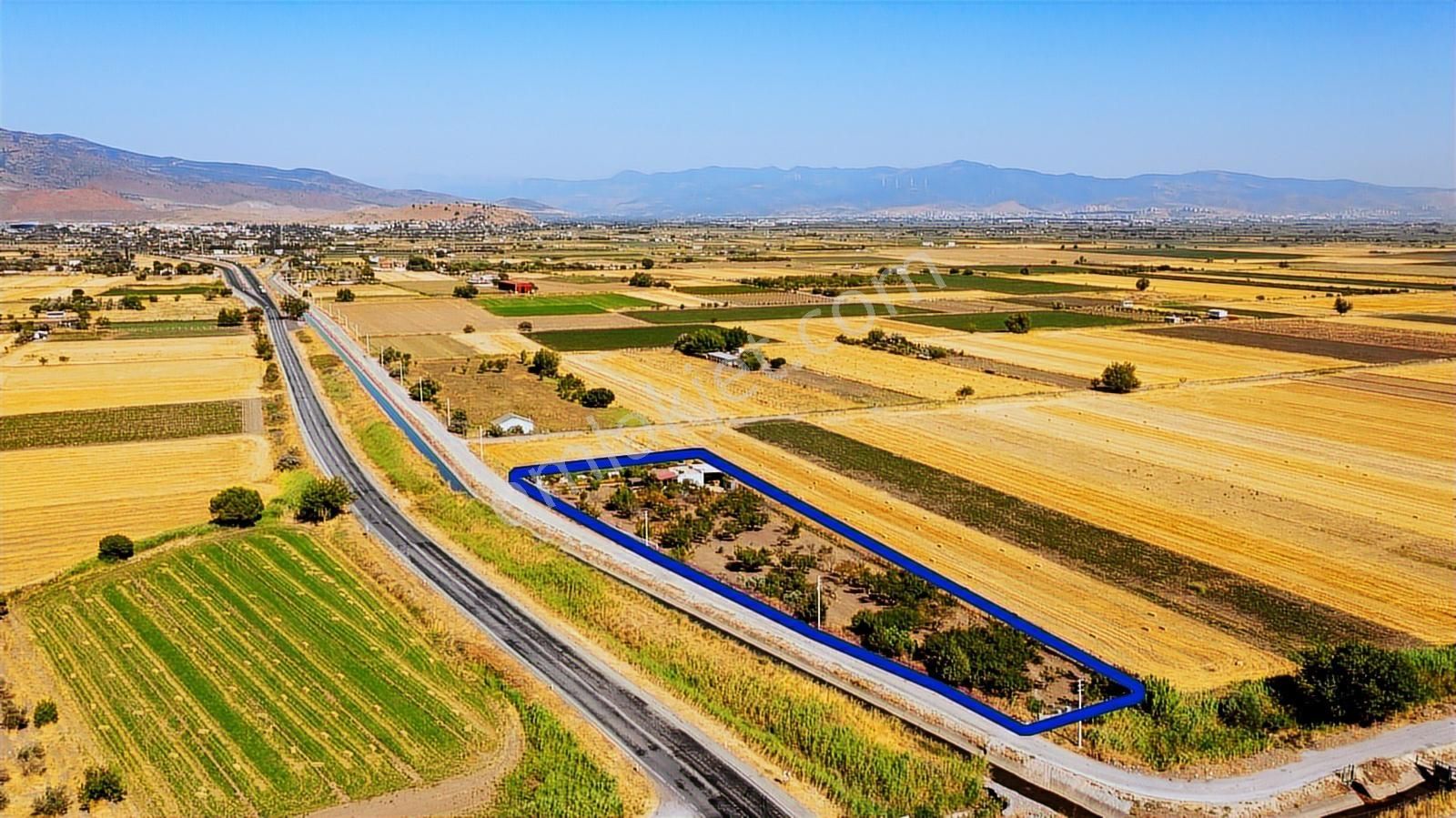 Helvacı Foça-izmir Karayolu Üzeri Satılık Tarla Ve Bağ Evi - Görsel 25