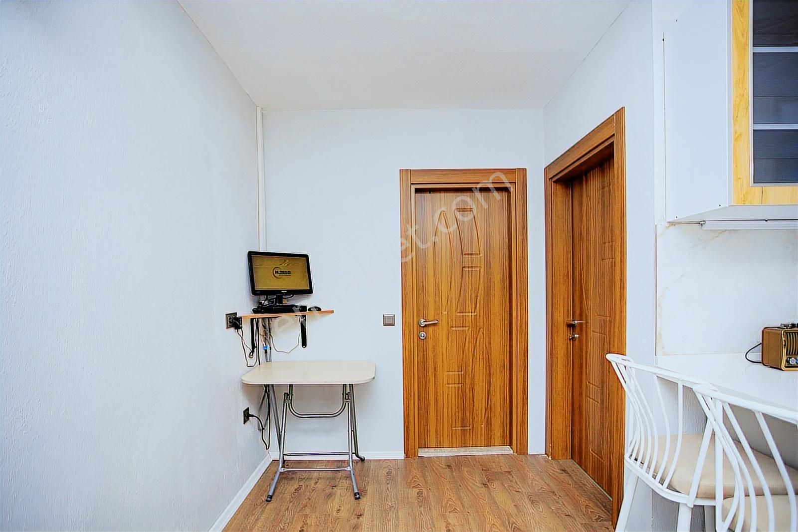 Helvacı Foça-izmir Karayolu Üzeri Satılık Tarla Ve Bağ Evi - Görsel 34