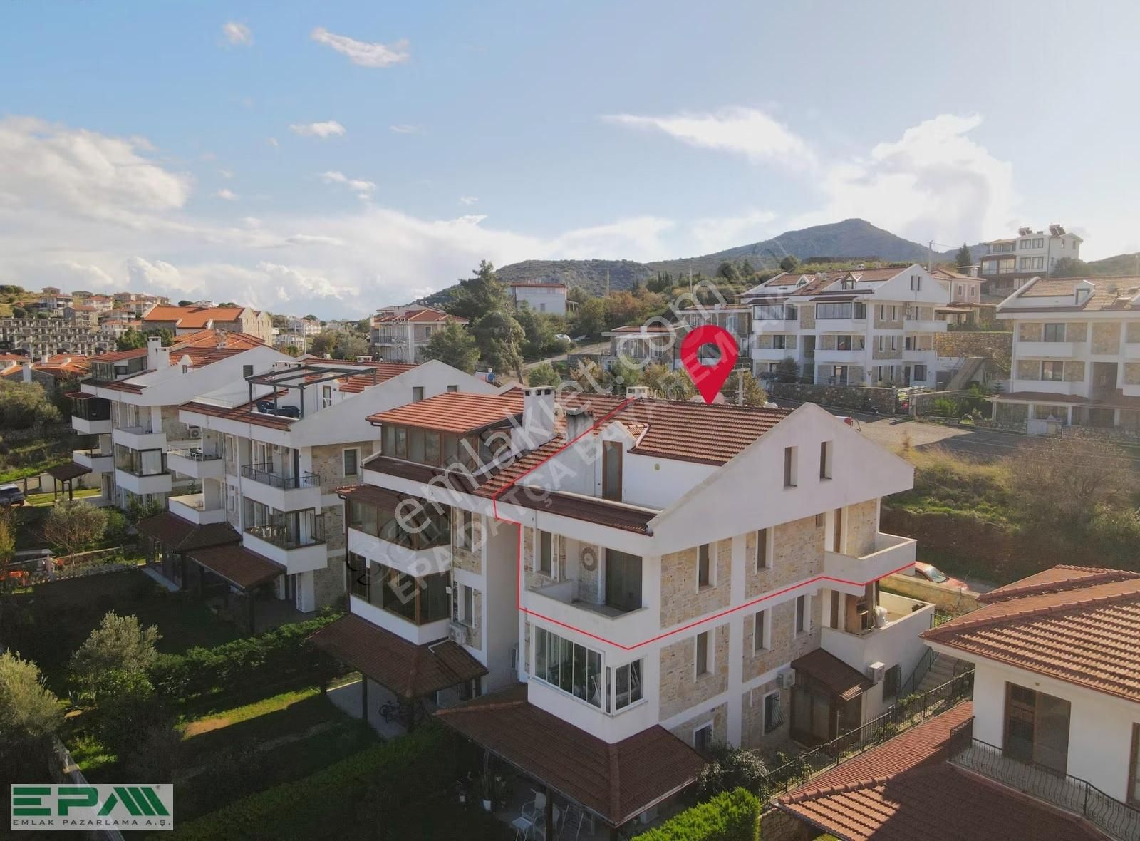 Eski Datçada Deniz Manzaralı Ferah 3+1 Çatı Dubleksi