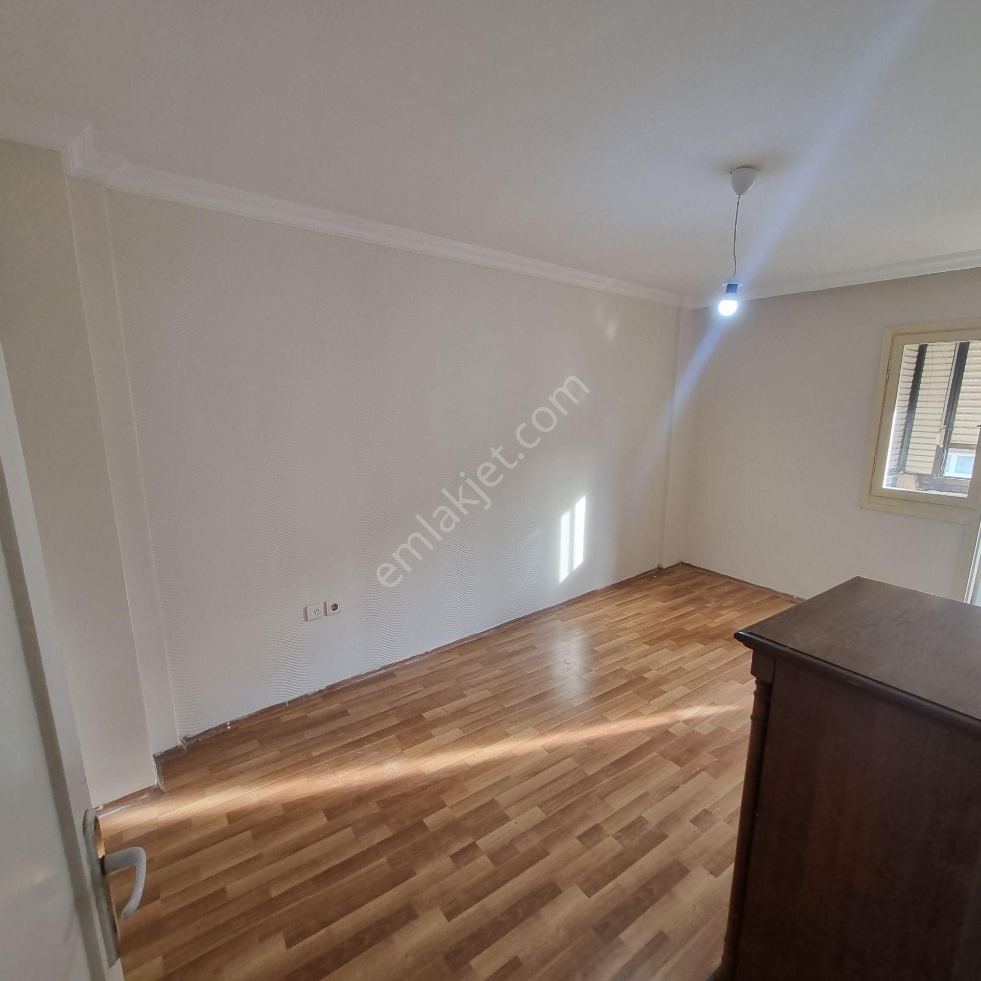 Bostanlı Mahallesi’nde Merkezi Konumda Kiralık 3+1 Daire - Görsel 19