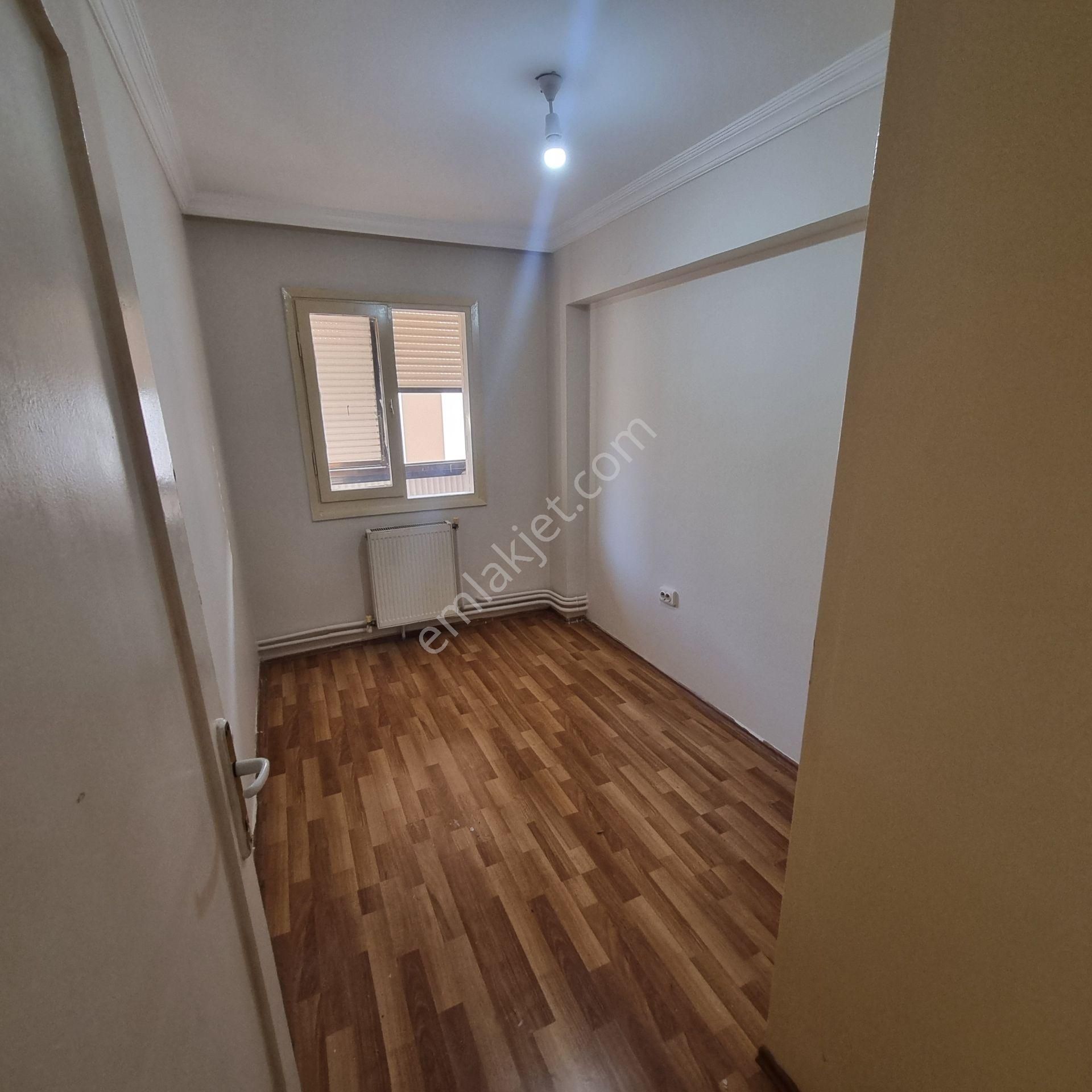 Bostanlı Mahallesi’nde Merkezi Konumda Kiralık 3+1 Daire - Görsel 15