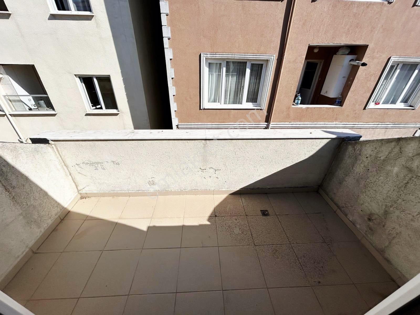 Çok Geniş Ve Kullanışlı Mtro Yakını 3+1 Dubleks - Görsel 30