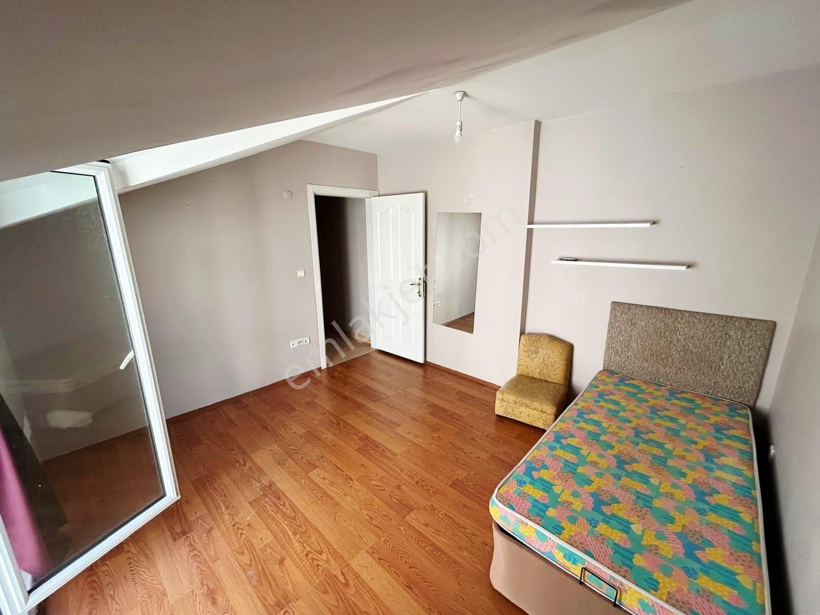 Çok Geniş Ve Kullanışlı Mtro Yakını 3+1 Dubleks - Görsel 28