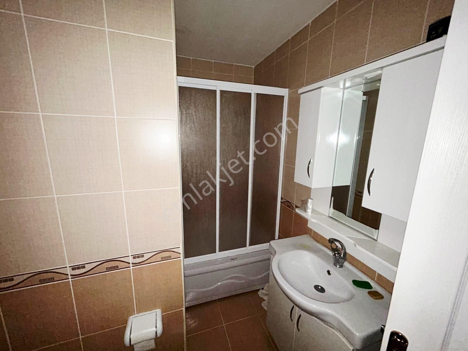 Çok Geniş Ve Kullanışlı Mtro Yakını 3+1 Dubleks - Görsel 23