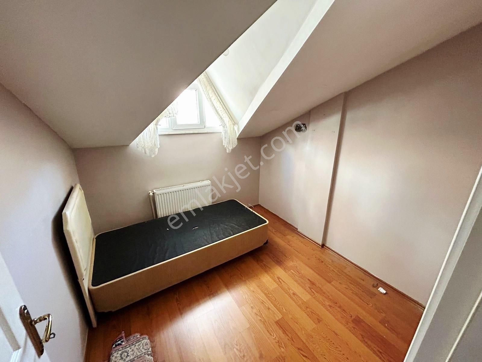 Çok Geniş Ve Kullanışlı Mtro Yakını 3+1 Dubleks - Görsel 21