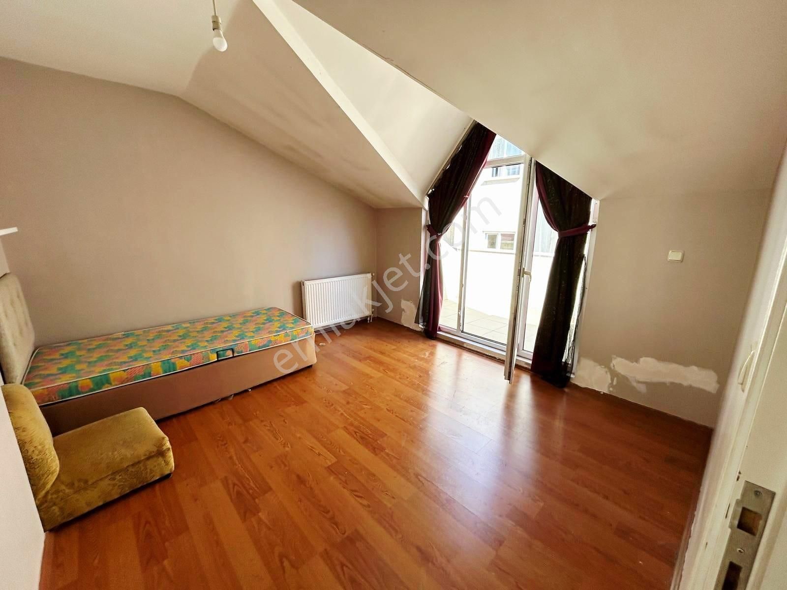 Çok Geniş Ve Kullanışlı Mtro Yakını 3+1 Dubleks - Görsel 25