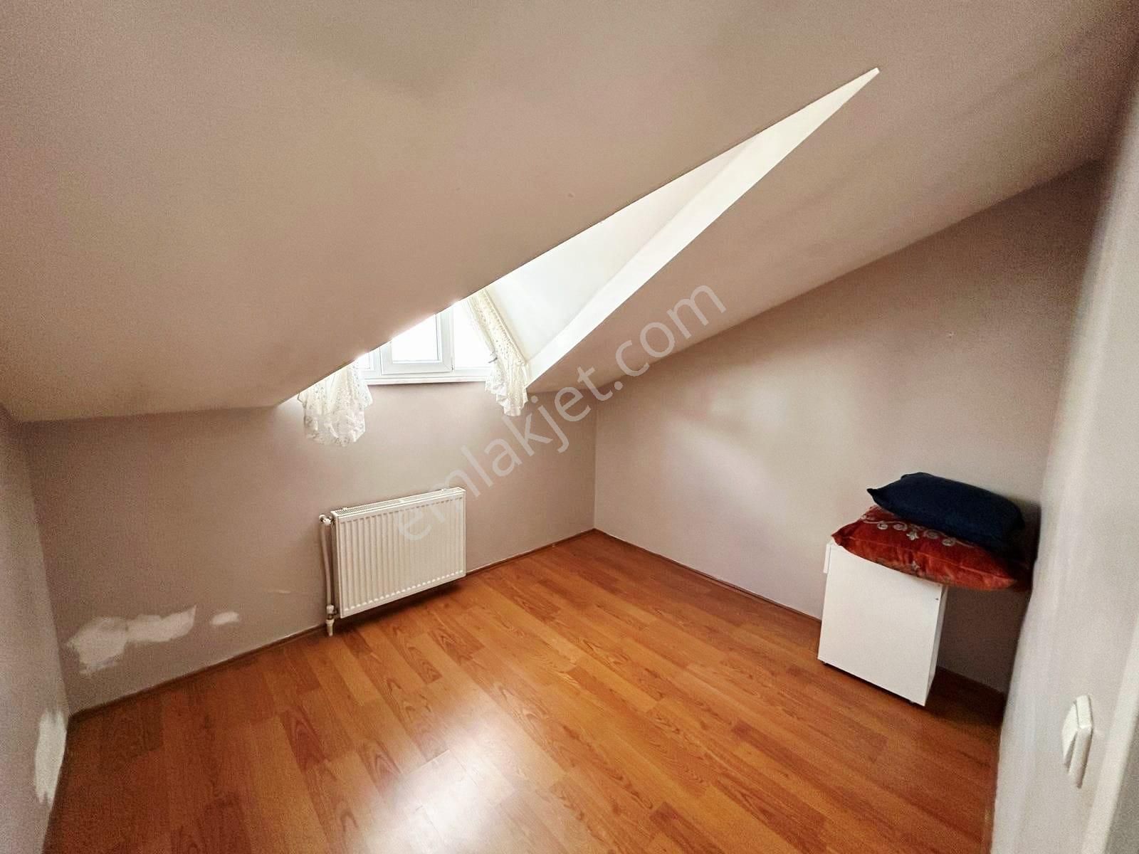 Çok Geniş Ve Kullanışlı Mtro Yakını 3+1 Dubleks - Görsel 35