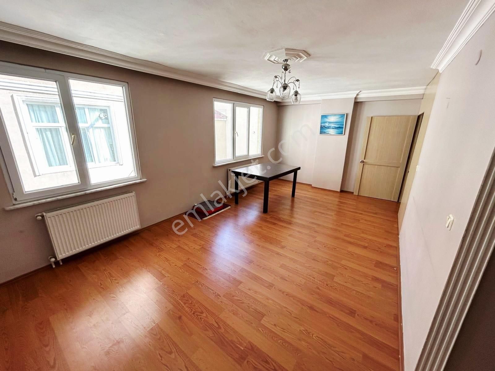 Çok Geniş Ve Kullanışlı Mtro Yakını 3+1 Dubleks - Görsel 13