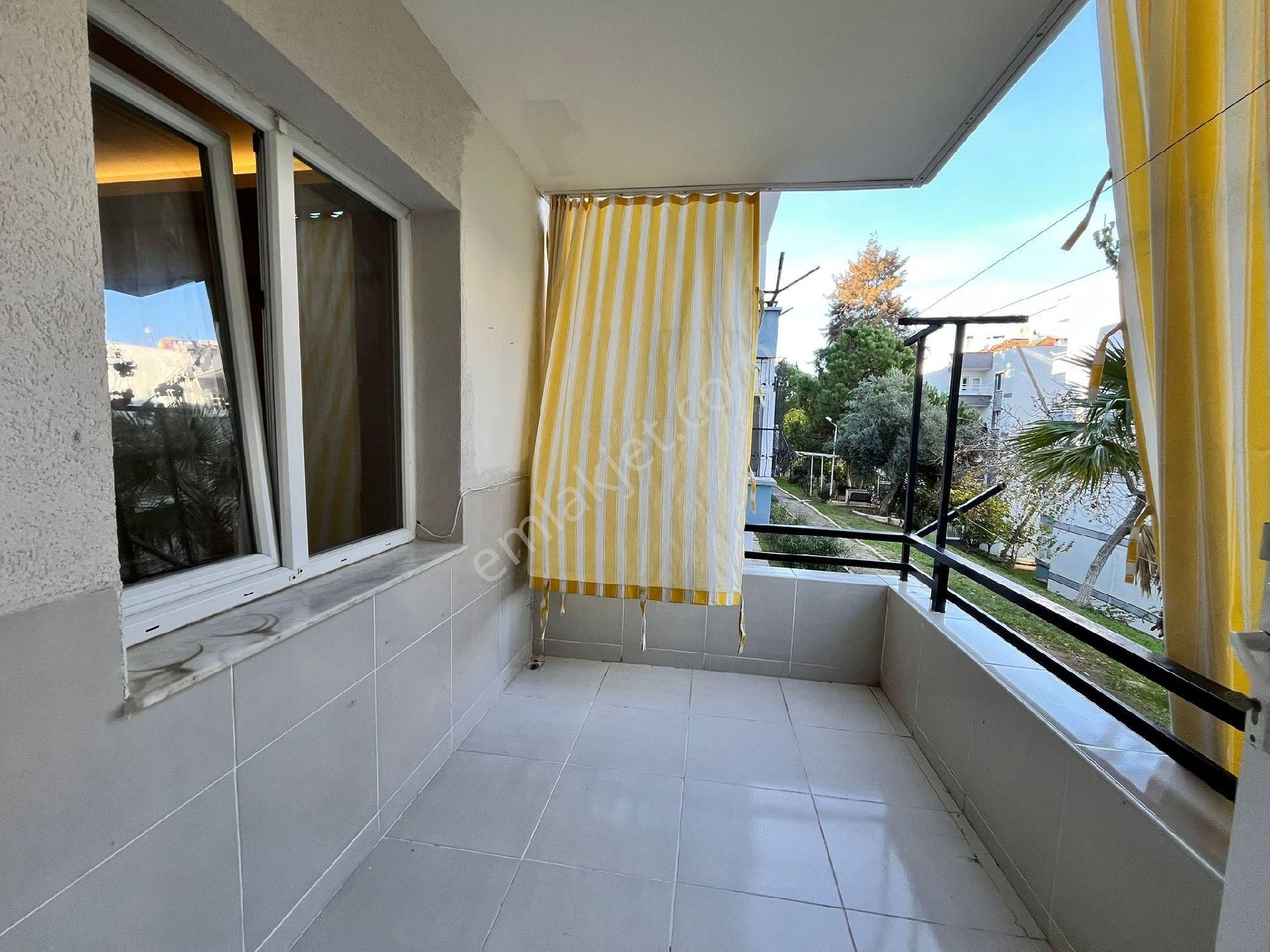 Kadınlar Denizinde Site İçi, Komple Tadilatlı 3+1 Daire Doğalgazlı - Görsel 14