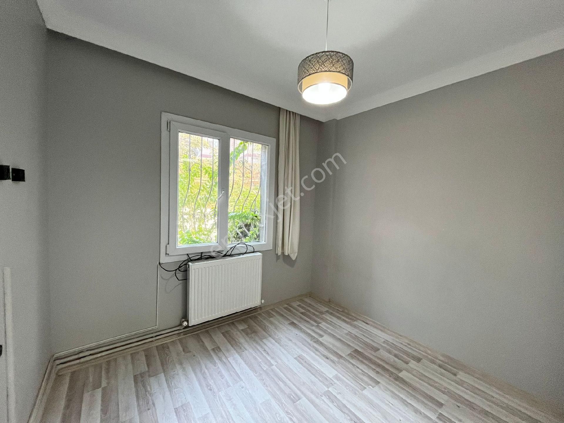 Kadınlar Denizinde Site İçi, Komple Tadilatlı 3+1 Daire Doğalgazlı - Görsel 2