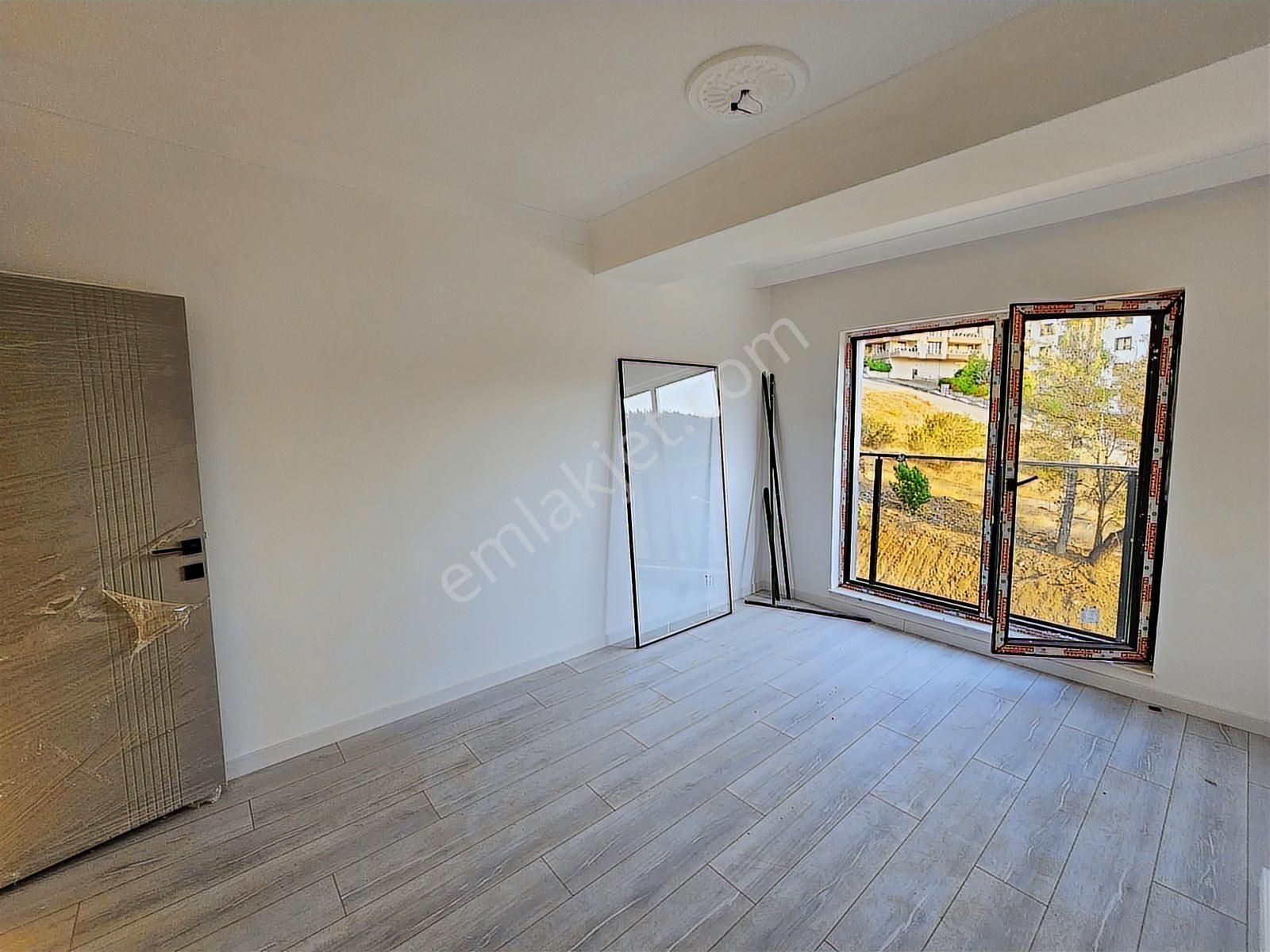 Şimşek Emlak Çankaya Akpınar Mh.konya Yolu Cph 110m2 2.kat 3+1 - Görsel 14