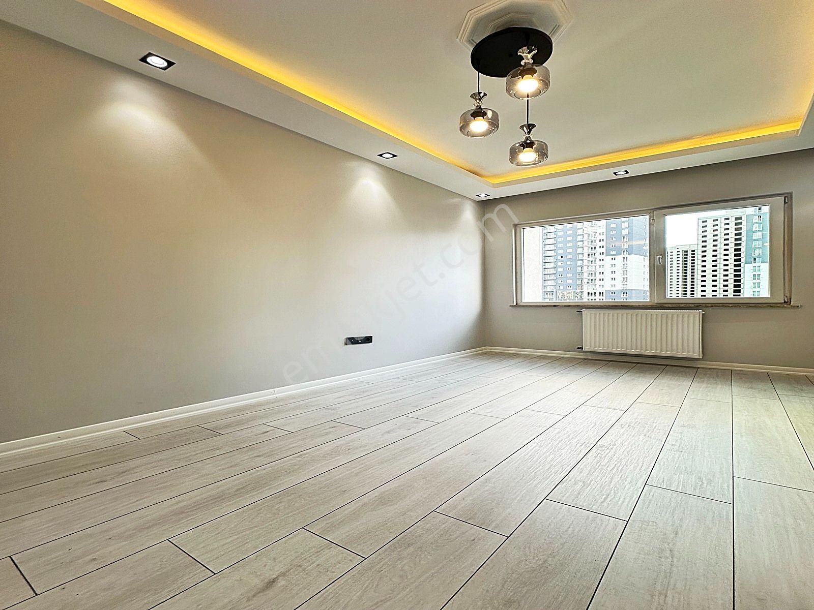 Havuzlu Güvenlikli Site İçinde 150m2 3+1 Acil Satılık Daire !!! - Görsel 24