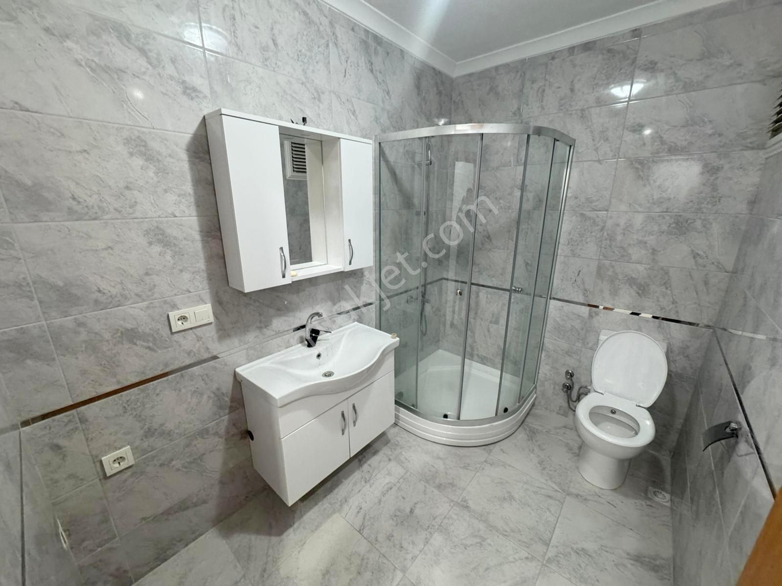 Mertcan'dan Dumlupınar Mah. İskanlı Teraslı 3+1 Daire - Görsel 15