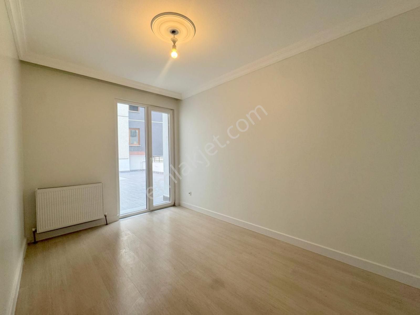 Mertcan'dan Dumlupınar Mah. İskanlı Teraslı 3+1 Daire - Görsel 8