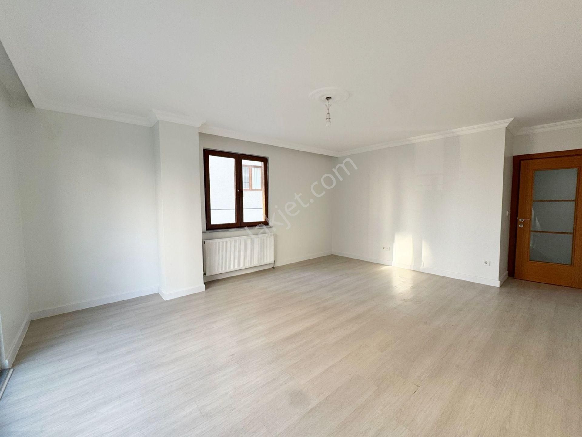 Mertcan'dan Dumlupınar Mah. İskanlı Teraslı 3+1 Daire - Görsel 3