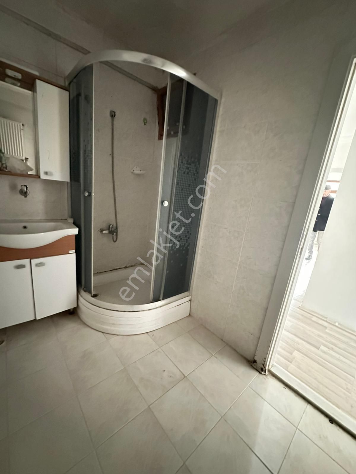 Yunus Emre Cad. Mantolamalı Bina 3+1 Bağımsız Oturuma Hazır - Görsel 14