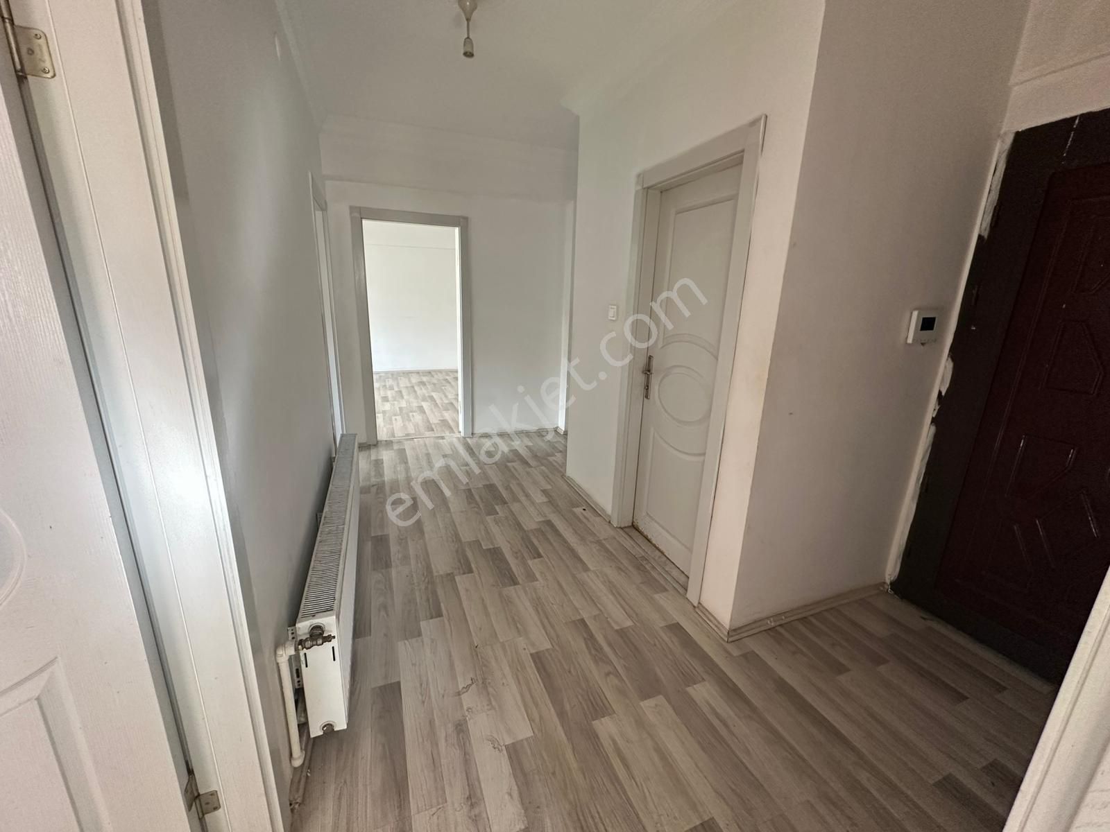 Yunus Emre Cad. Mantolamalı Bina 3+1 Bağımsız Oturuma Hazır - Görsel 8