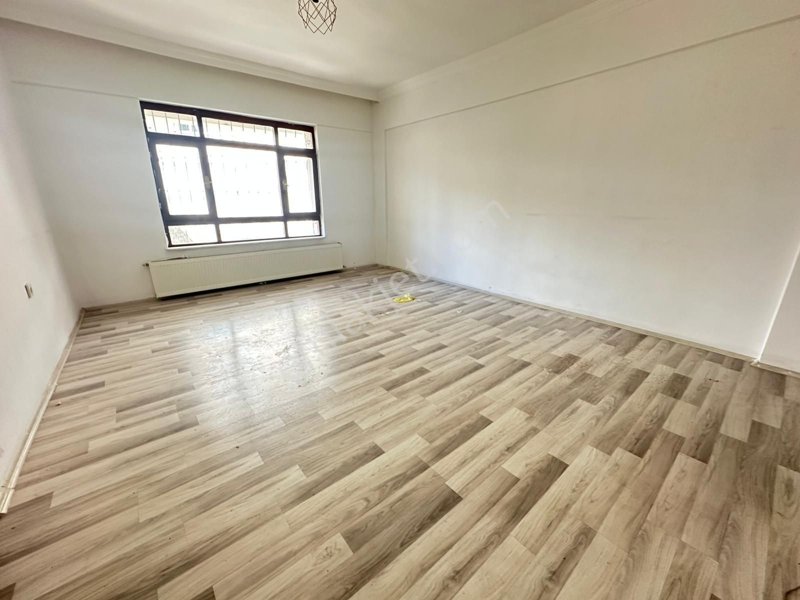 Yunus Emre Cad. Mantolamalı Bina 3+1 Bağımsız Oturuma Hazır - Görsel 11