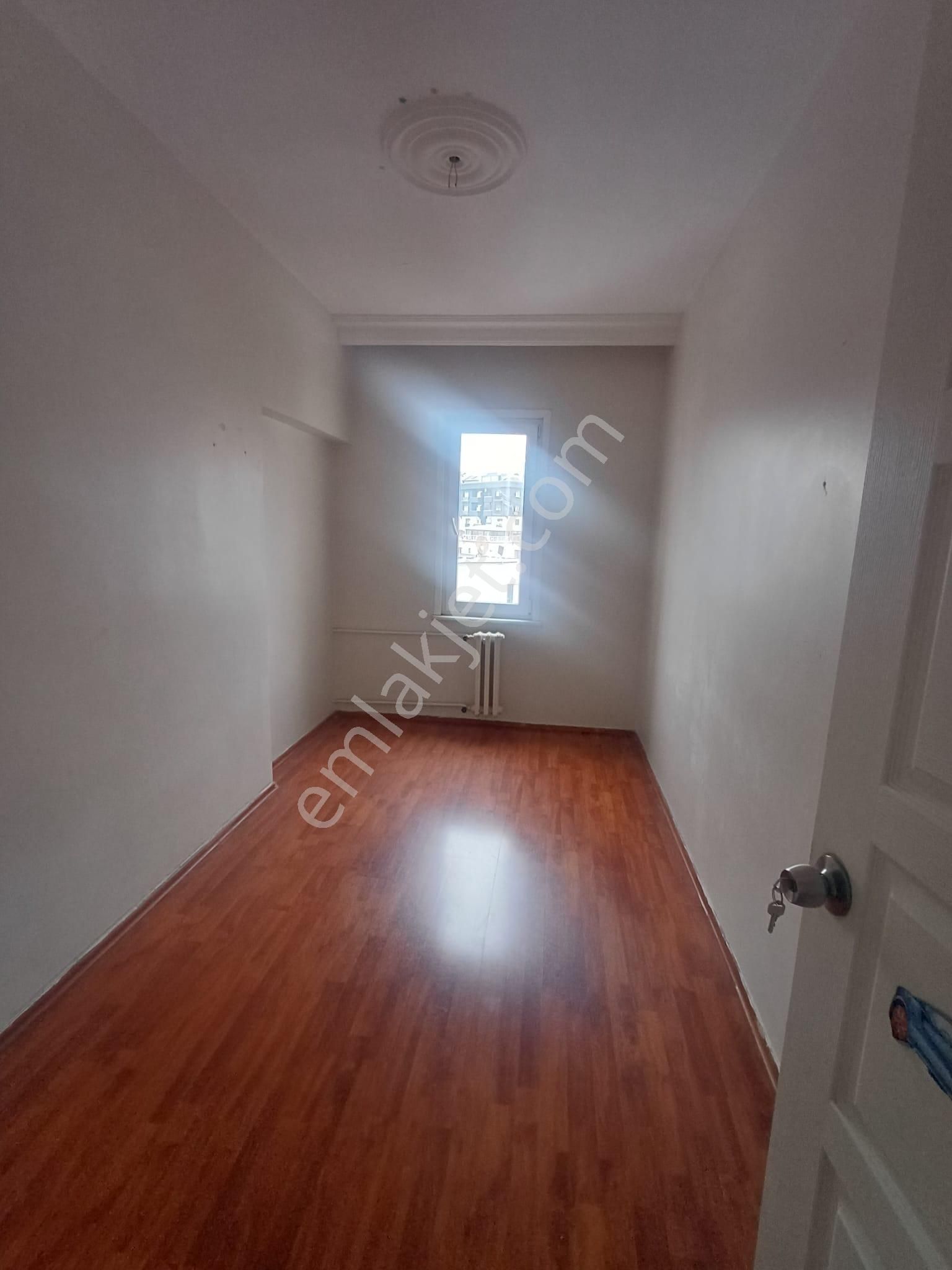 Mertcan Dan Yakakent Sitesinde Arakat 3+1 Kapalı Balkonlu Fırsat - Görsel 10