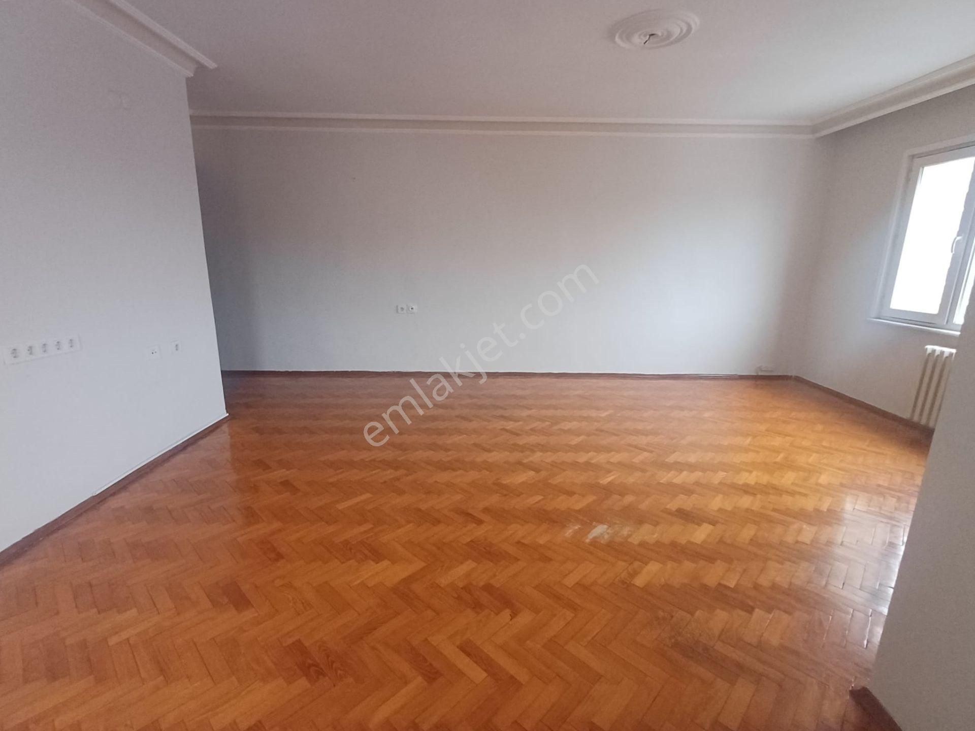 Mertcan Dan Yakakent Sitesinde Arakat 3+1 Kapalı Balkonlu Fırsat - Görsel 5