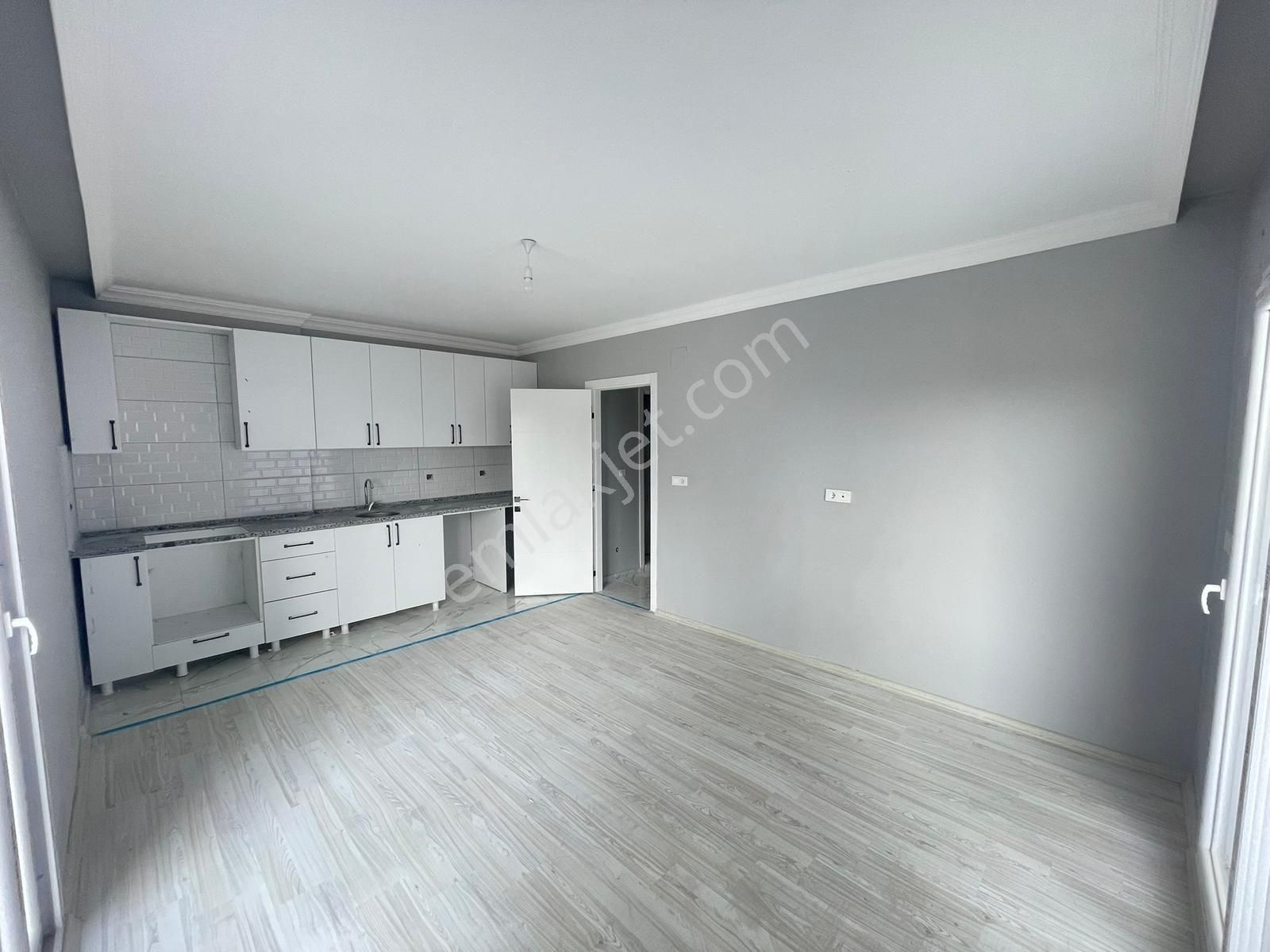 Osmangazi'de Yatay Mimari Oturuma Hazır Sıfır 2+1 Satılık Daire - Görsel 7