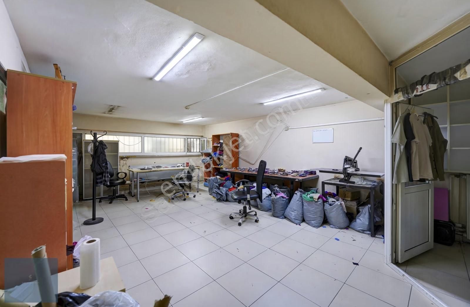 Nişantaşı'nda İşlek Noktada Kiracısız Geniş Kullanımlı Dükkan - Görsel 5