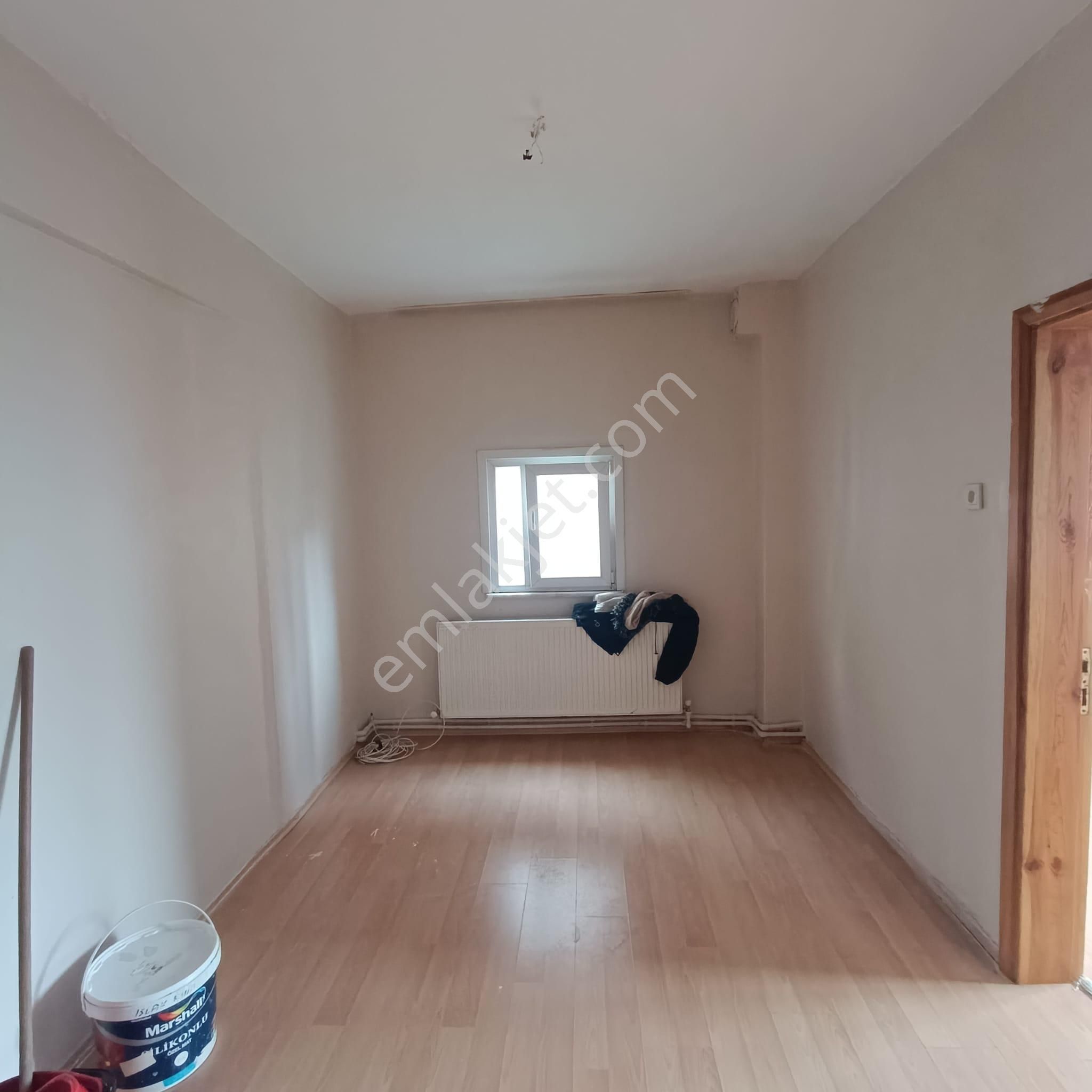 Bayrampaşa Orta Mahalle 3+1 Kat 2 Kombi Parke Çift Wc Yabancı Uyruklu İçin Uygun Değildir - Görsel 13