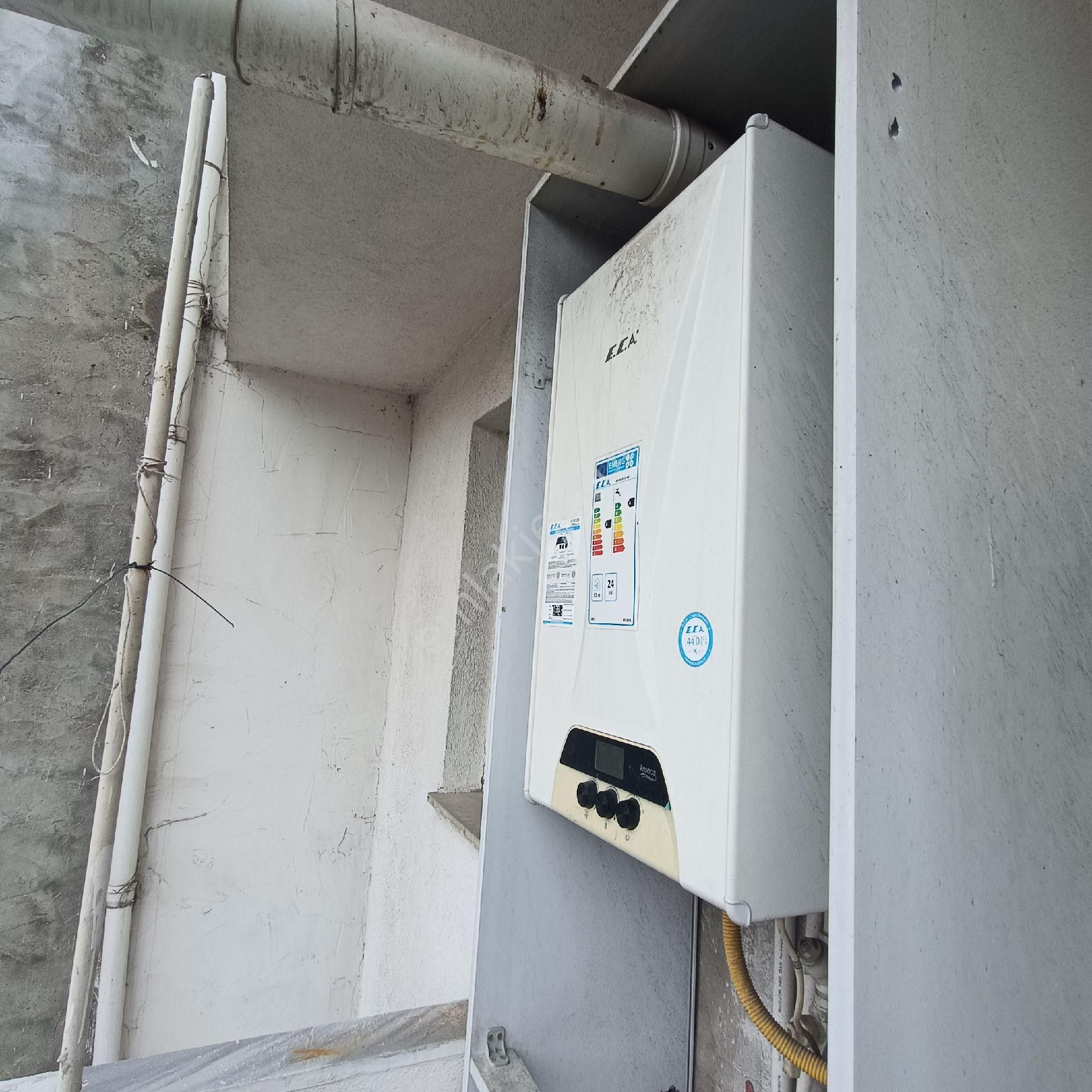 Bayrampaşa Orta Mahalle 3+1 Kat 2 Kombi Parke Çift Wc Yabancı Uyruklu İçin Uygun Değildir - Görsel 14