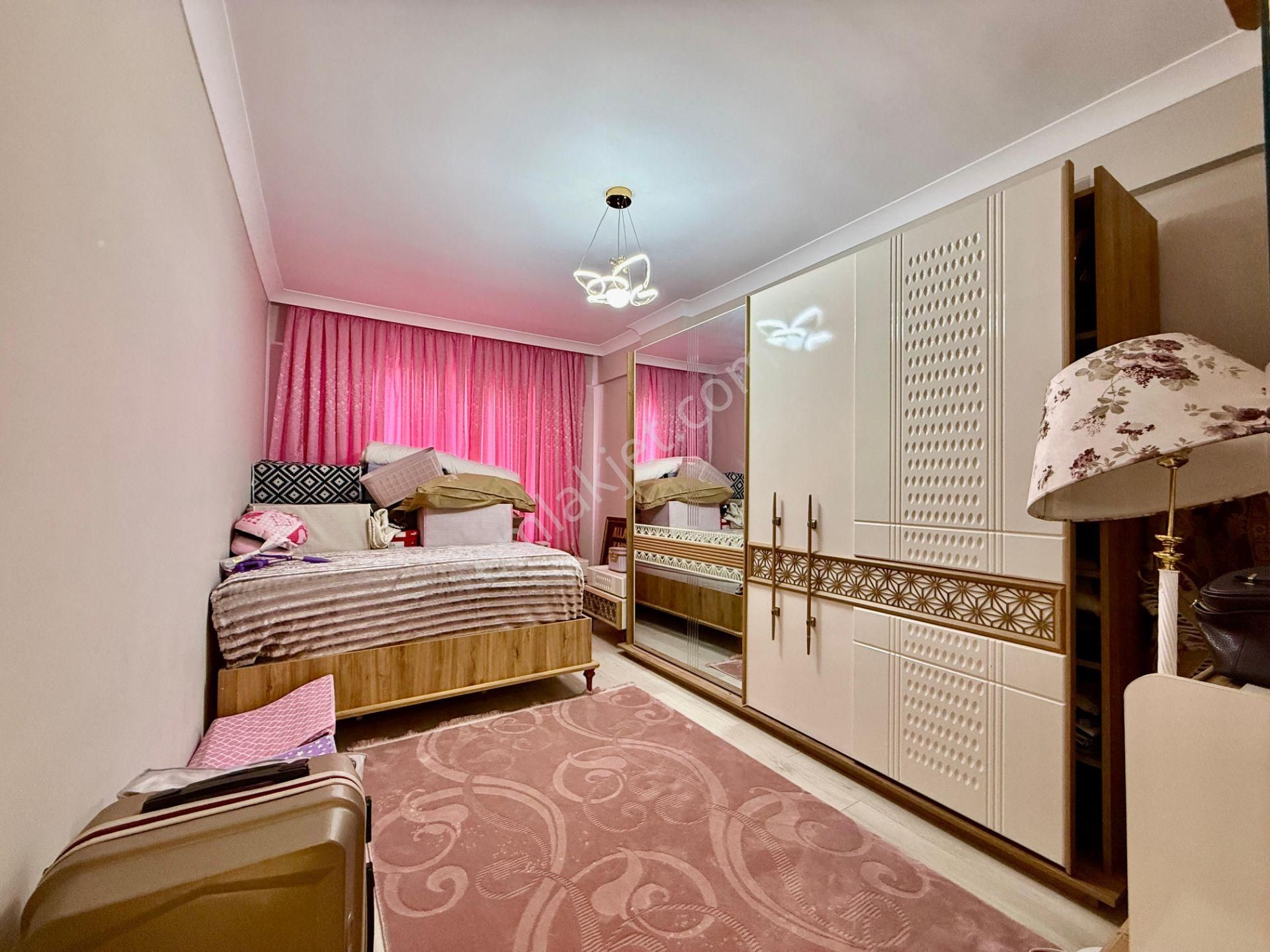 Kalecik Emlak'tan Yeni Binada Çift Asansörlü 1.kat Önü Açık 3+1 - Görsel 14