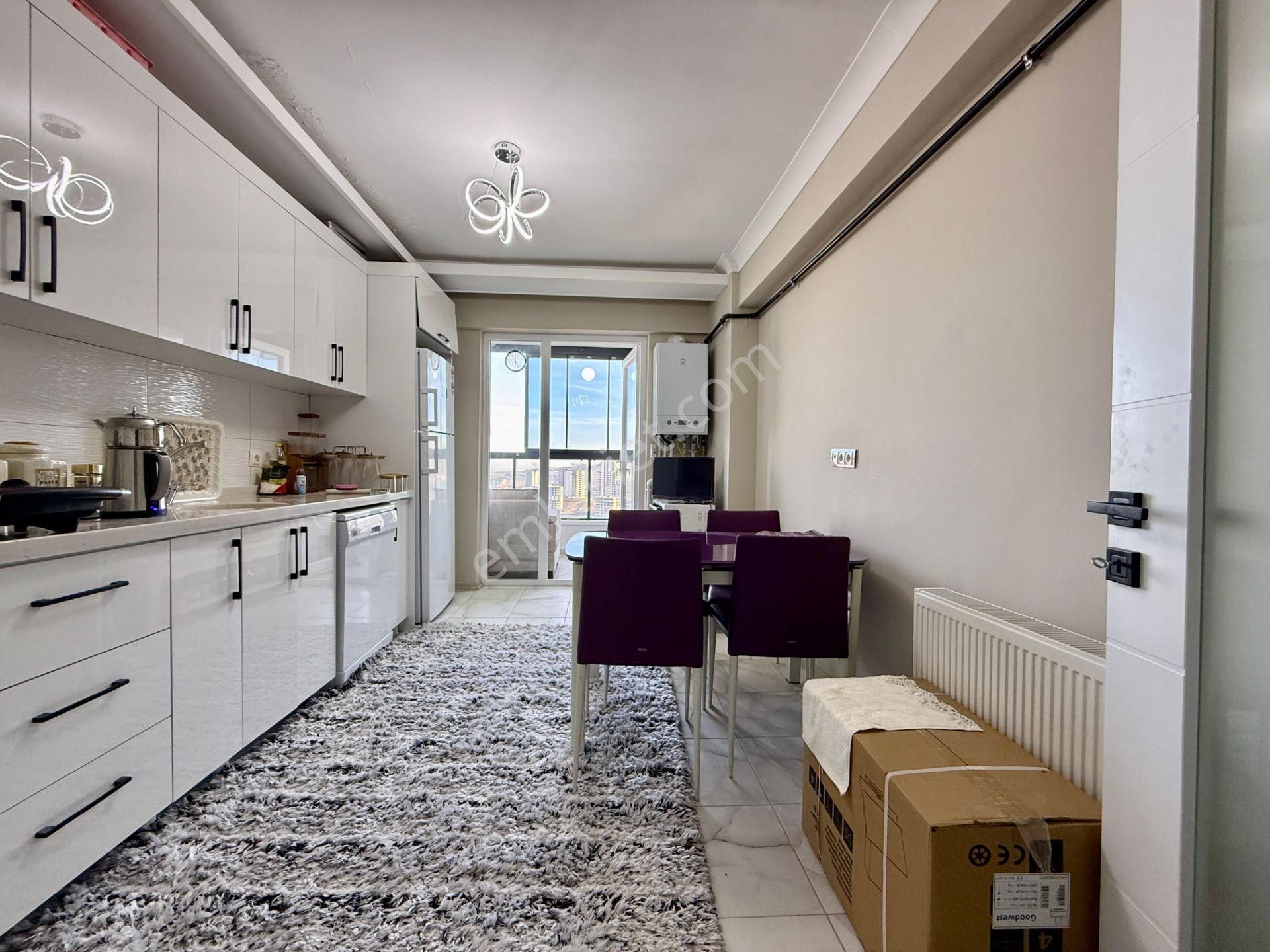 Kalecik Emlak'tan Yeni Binada Çift Asansörlü 1.kat Önü Açık 3+1 - Görsel 4