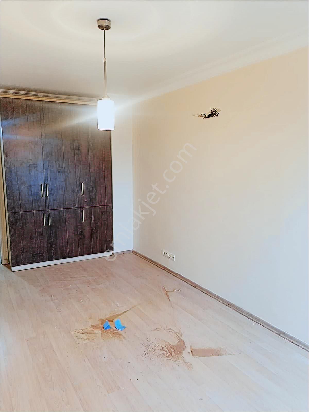 Markanatalya Karşısı İş Hanı İçinde 5,kat Kiralık 1+1 Ofis - Görsel 10
