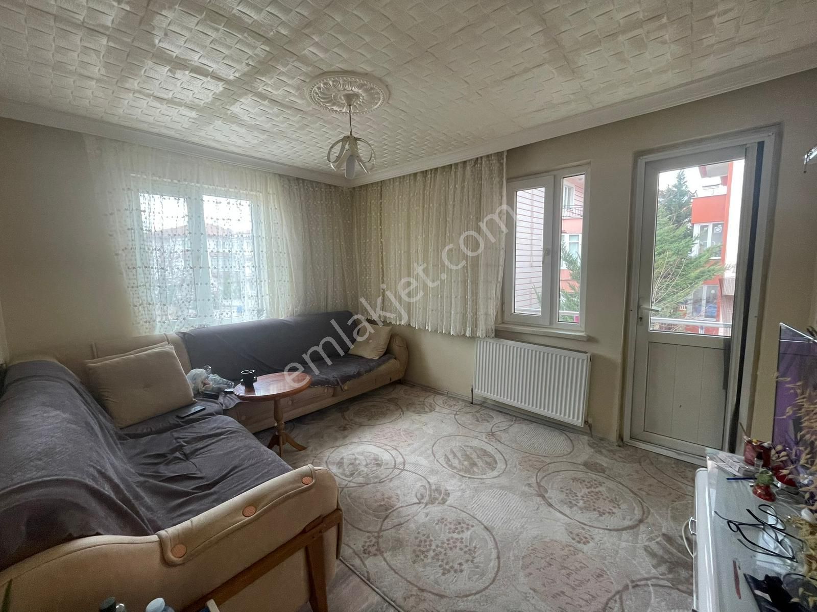 Afyon Üçok Emlaktan Kanlıca Mah Satılık Arakat 2+1 Temiz Bakımlı Daire - Görsel 18