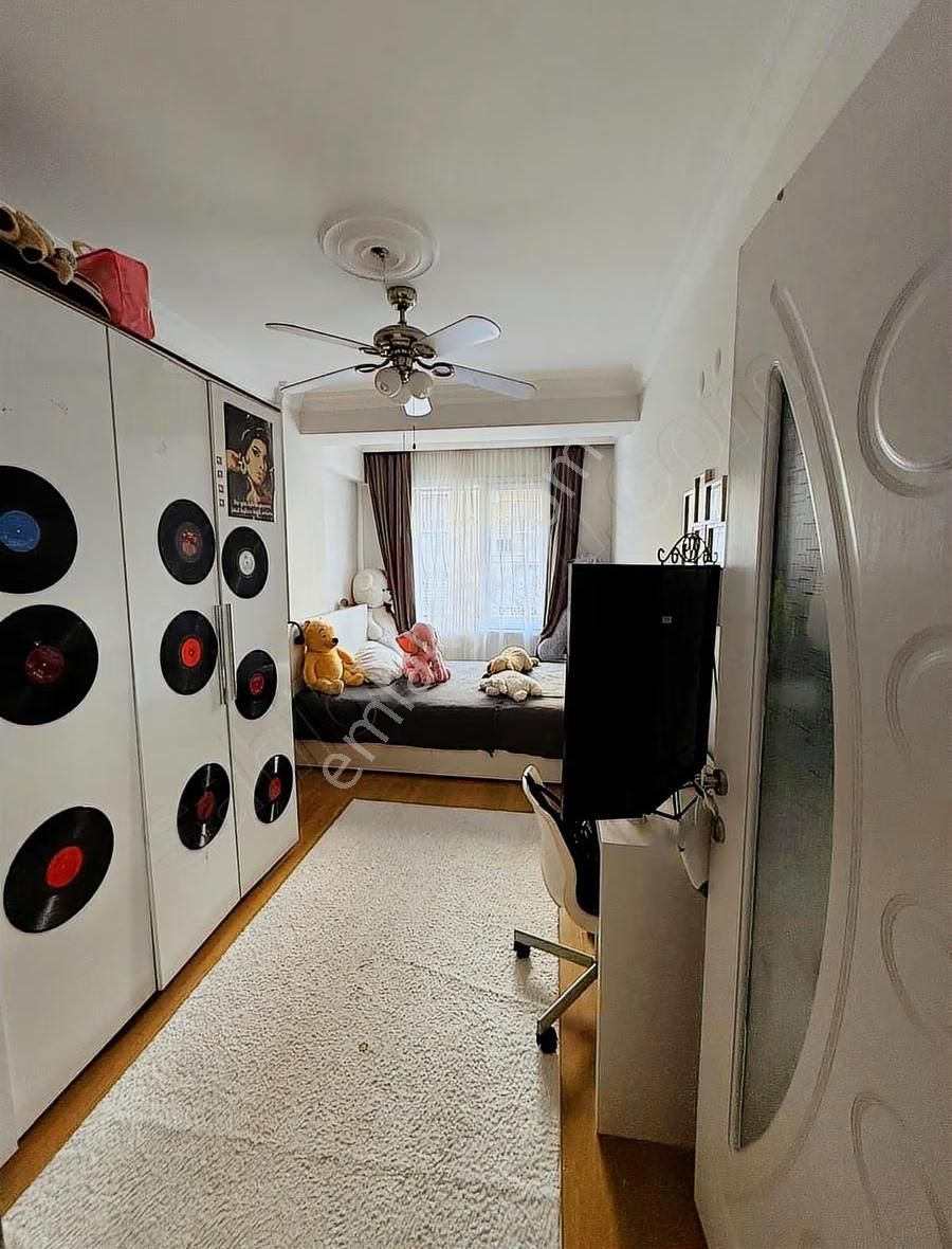 Gazi Mahallesinde Geniş 2+1 Kiralık Daire - Görsel 6