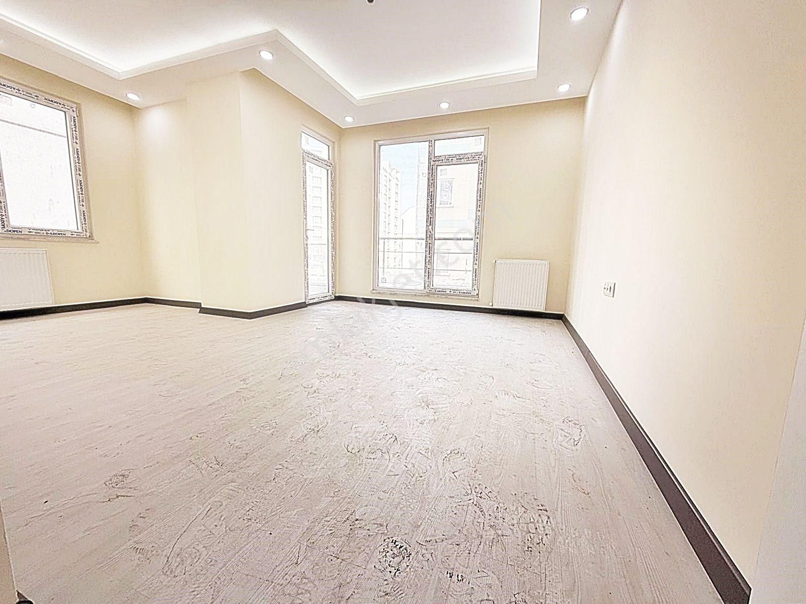 Beylikdüzü Yakuplu Mahallesinde Her Odası Güneş Alan Geniş Metrekare 3+1 Daire - Görsel 6