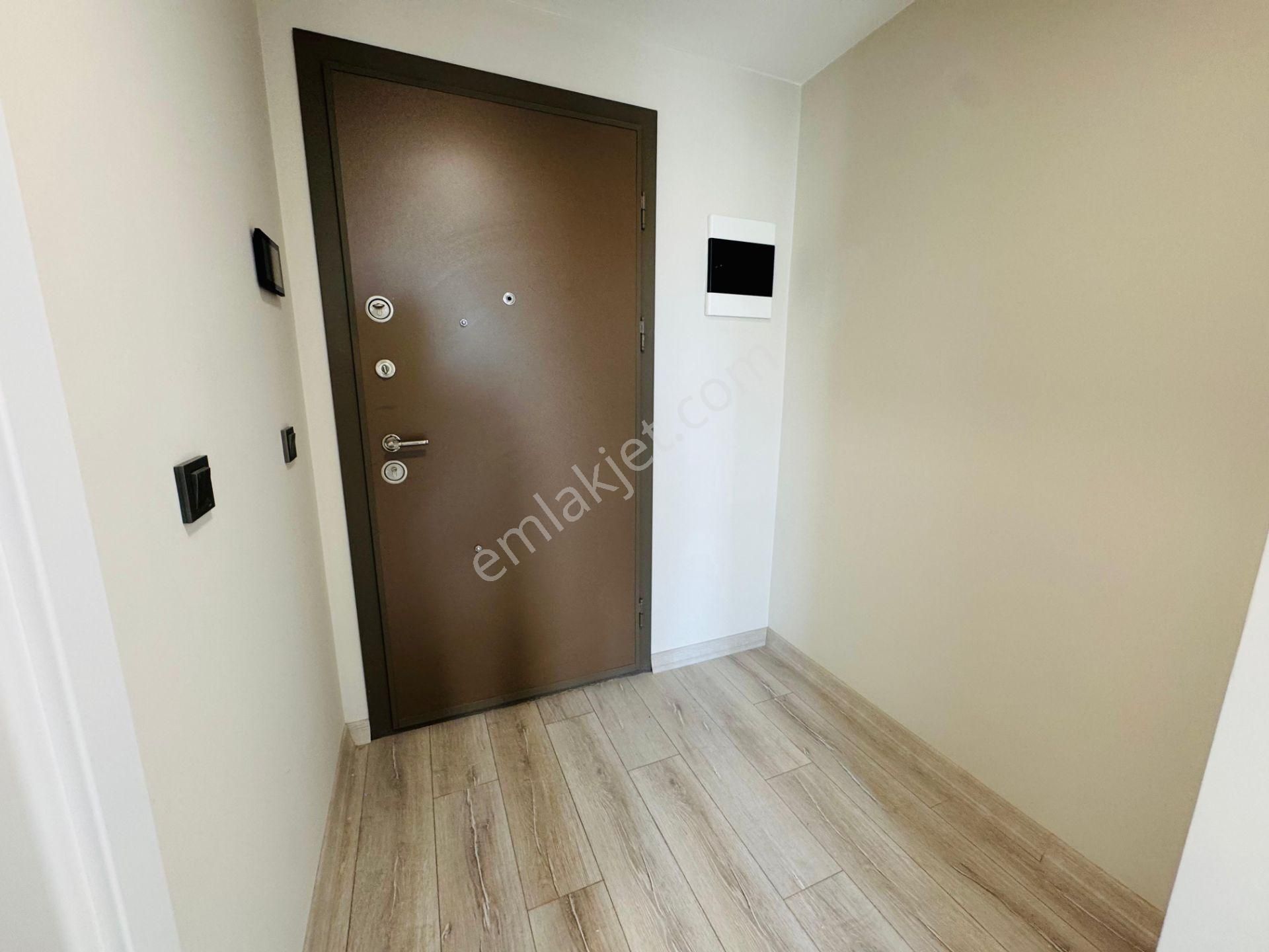 Esenyurt Ardıçlı Mahallesinde Modern Site İçerisinde Arakat 1+1 Daire - Görsel 28
