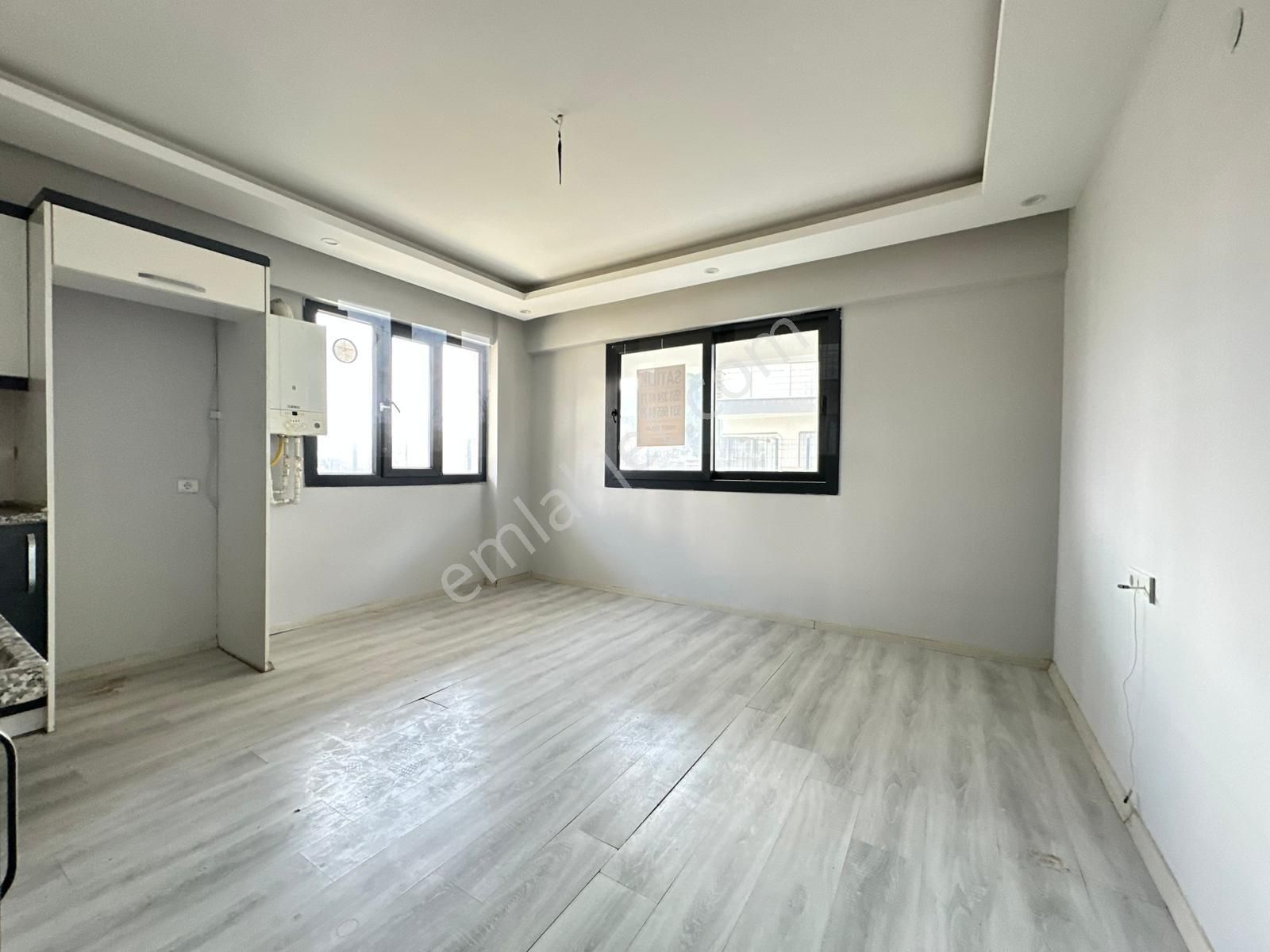 Muradiye Mahallesinde Site İçerisinde 2+1 Satılık Daire - Görsel 7