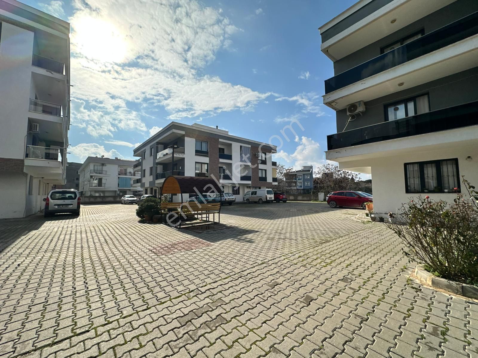 Muradiye Mahallesinde Site İçerisinde 2+1 Satılık Daire - Görsel 15