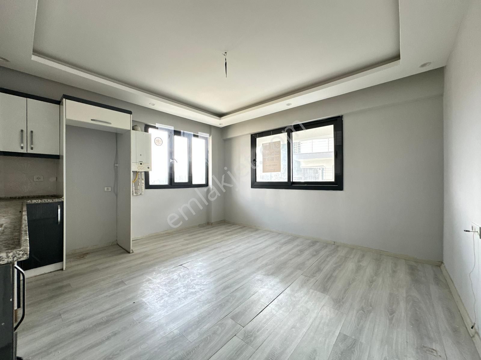 Muradiye Mahallesinde Site İçerisinde 2+1 Satılık Daire - Görsel 11
