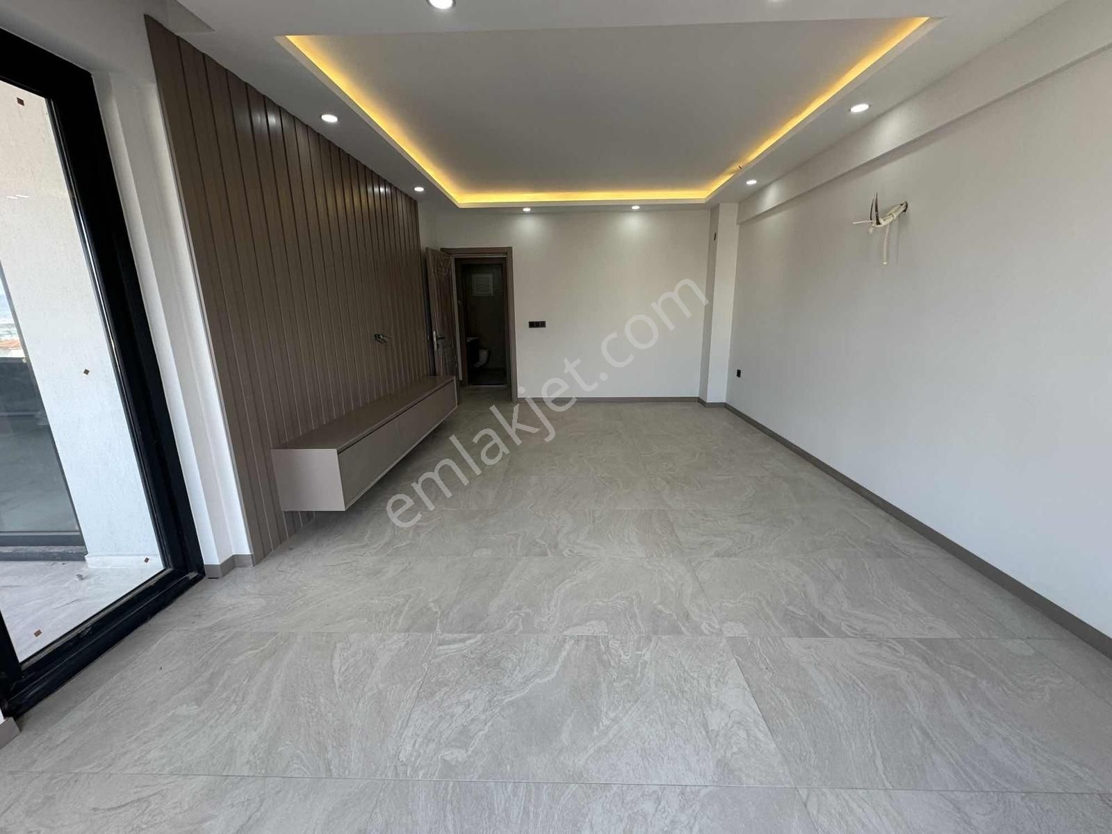 Şemikler'de Lüks 3+1 Ebeveyn Banyolu Daireler (takasa Açık) - Görsel 11