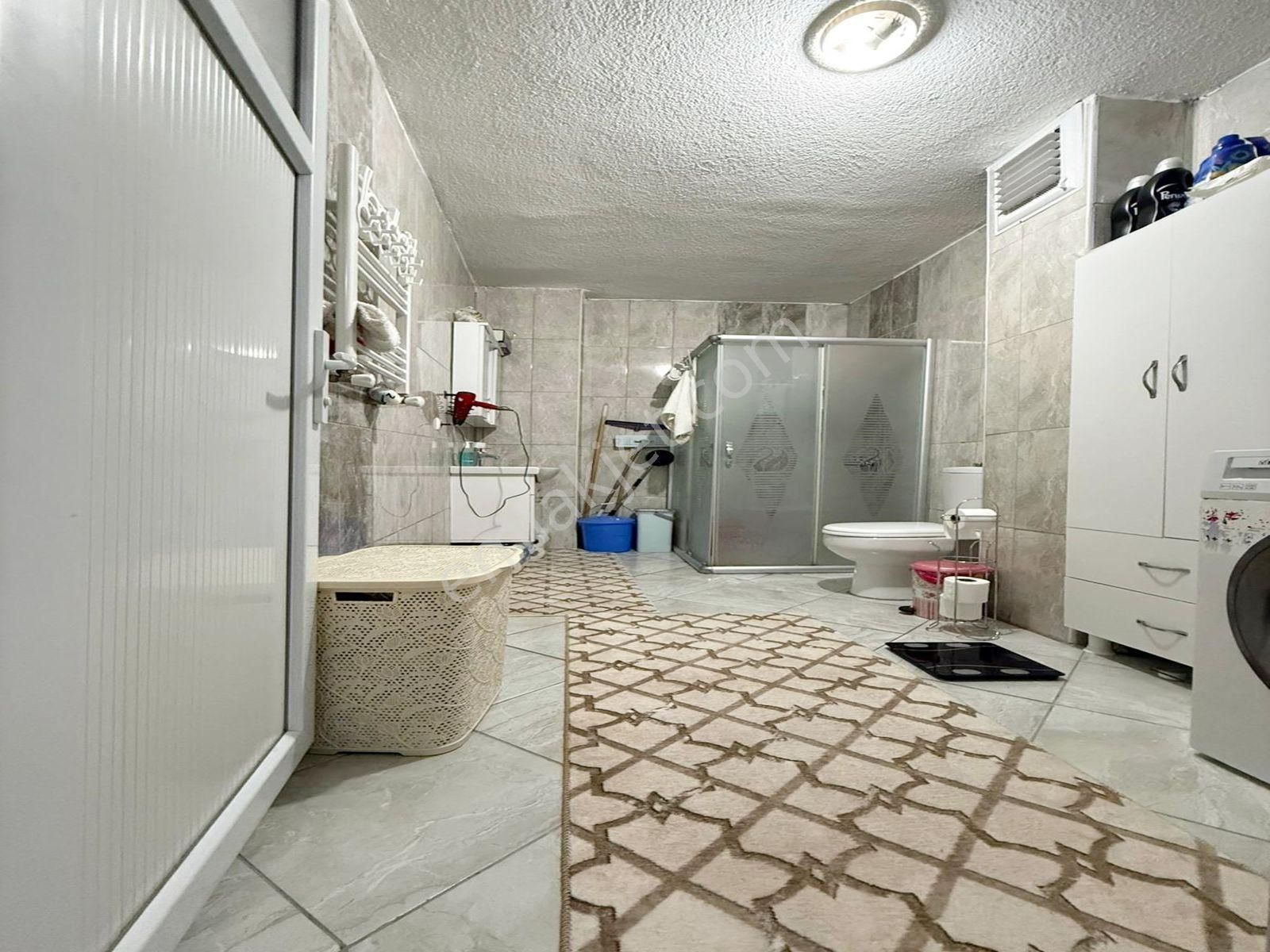 Yenikent Mahallesi Esenyurt Meydan 3+1 140m2 Tek Daire Üzeri !! - Görsel 11